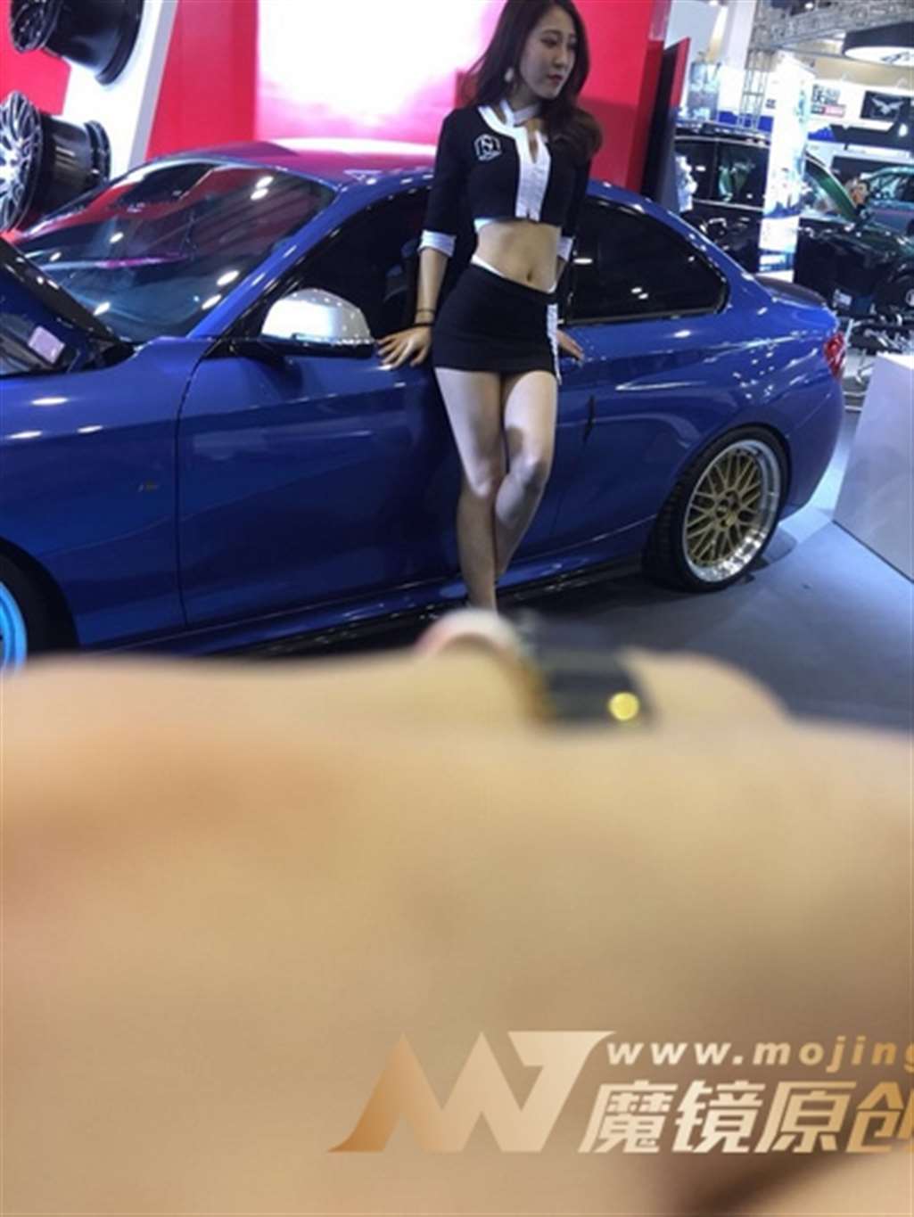 图片[3]-【Mark赛帖】黑色制服裙装美女-流行馆