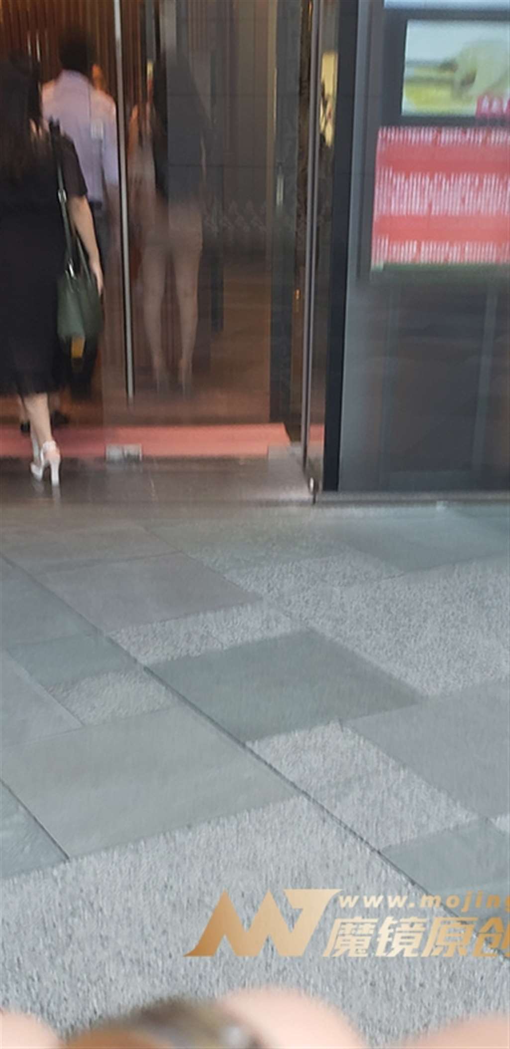 图片[3]-【凯恩赛帖】风韵包臀少妇-流行馆