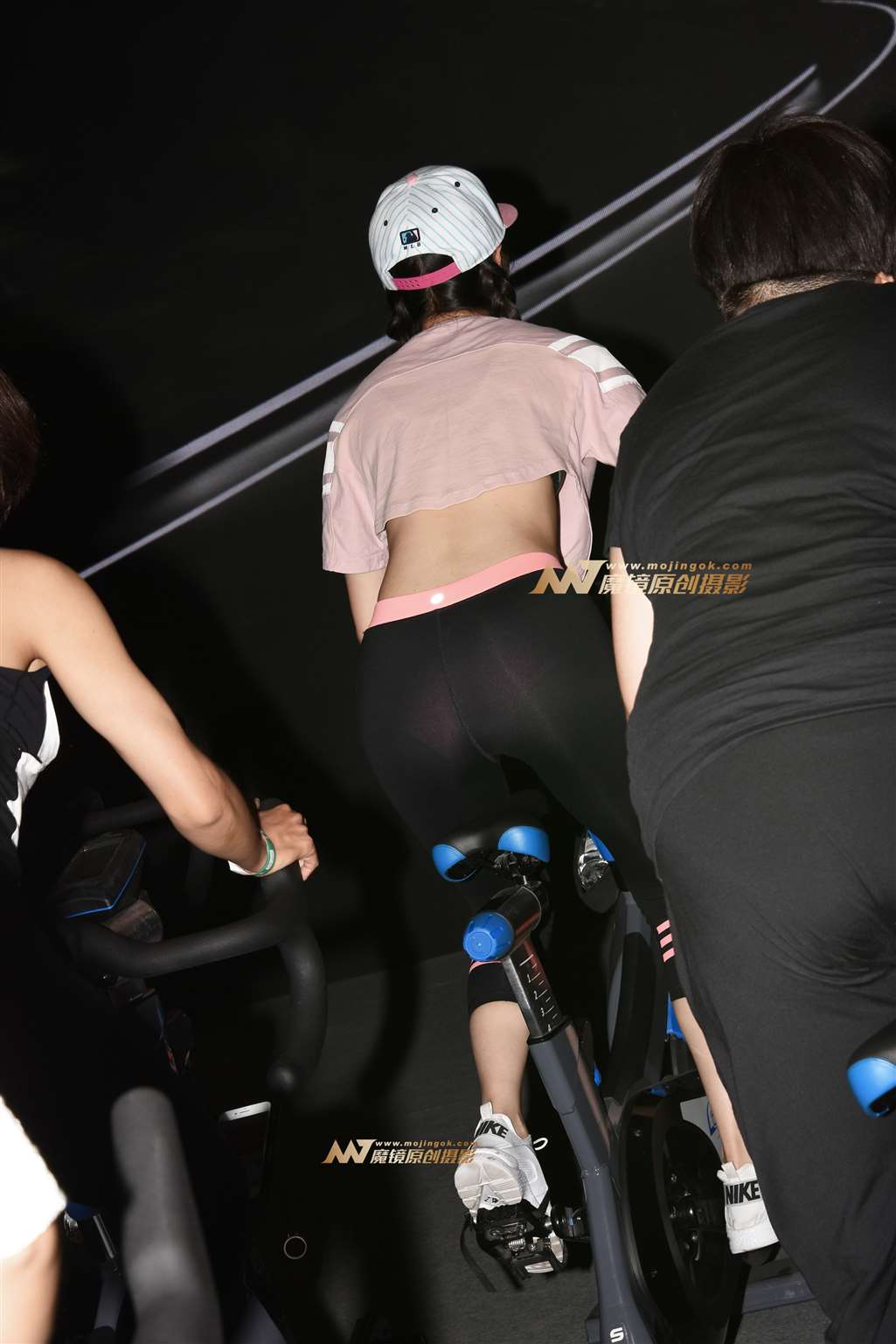 图片[2]-【咔喳赛贴】单车运动-街拍流行馆