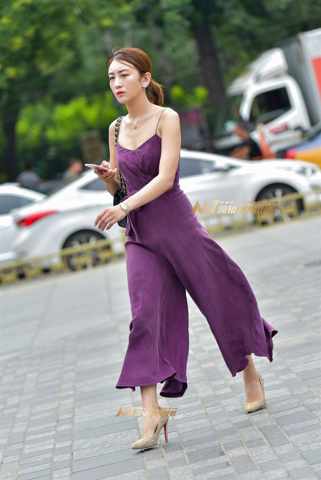 图片[5]-【赛德克赛帖】仪态不凡的吊带阔腿裤美女-流行馆