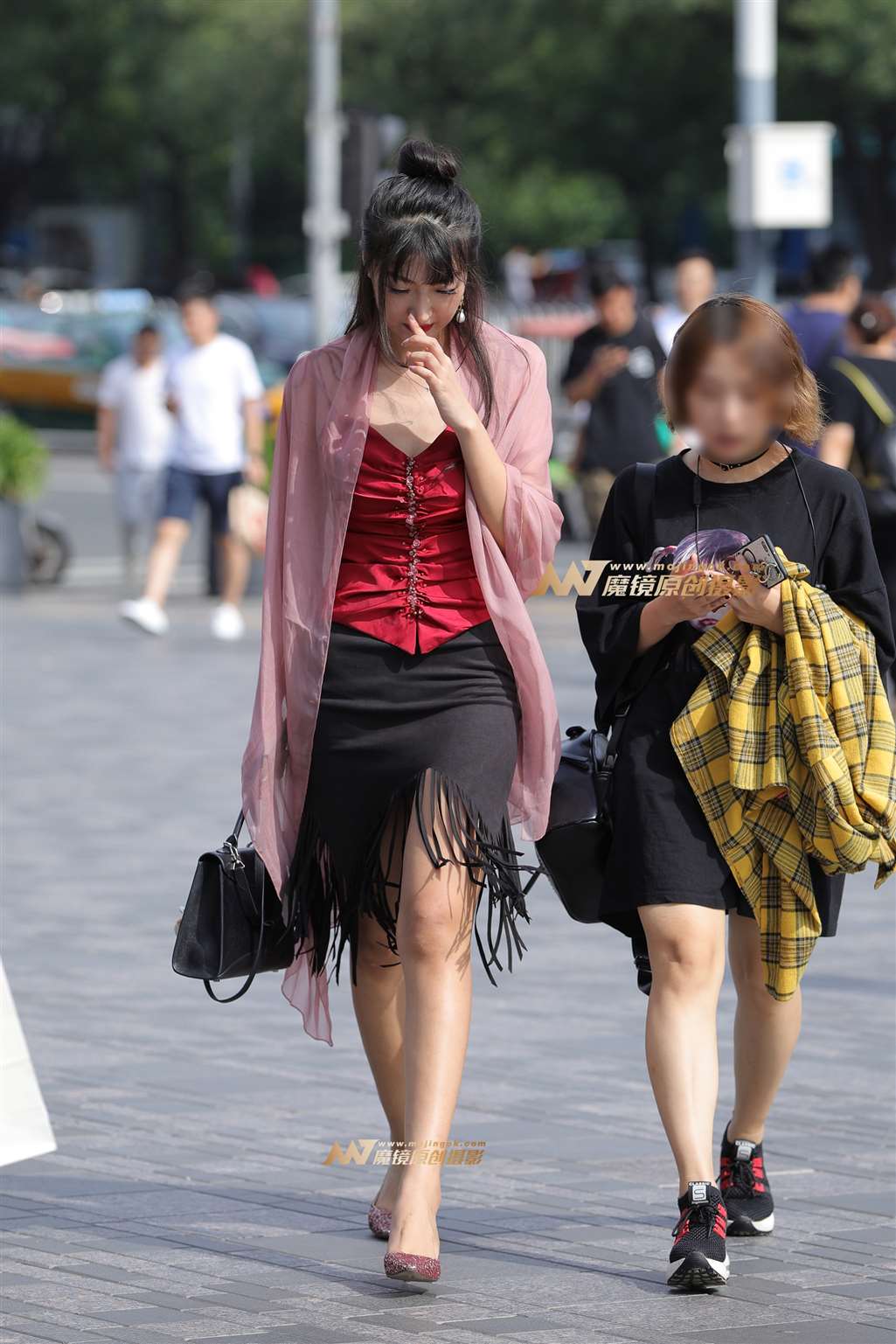 图片[4]-【视觉冲击赛帖】包臀裙，高挑少妇-流行馆