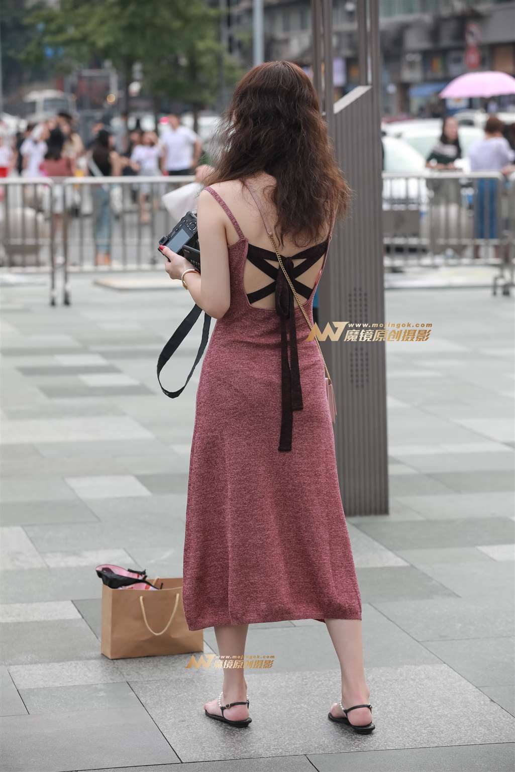 图片[2]-【凯恩赛帖】爱拍照的女孩 笑的真甜-流行馆