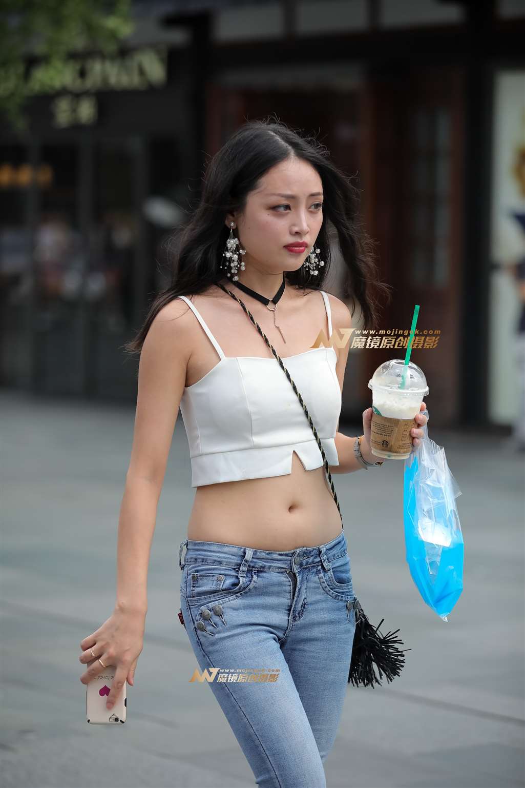 图片[2]-[凯恩赛帖]性感露脐-街拍流行馆