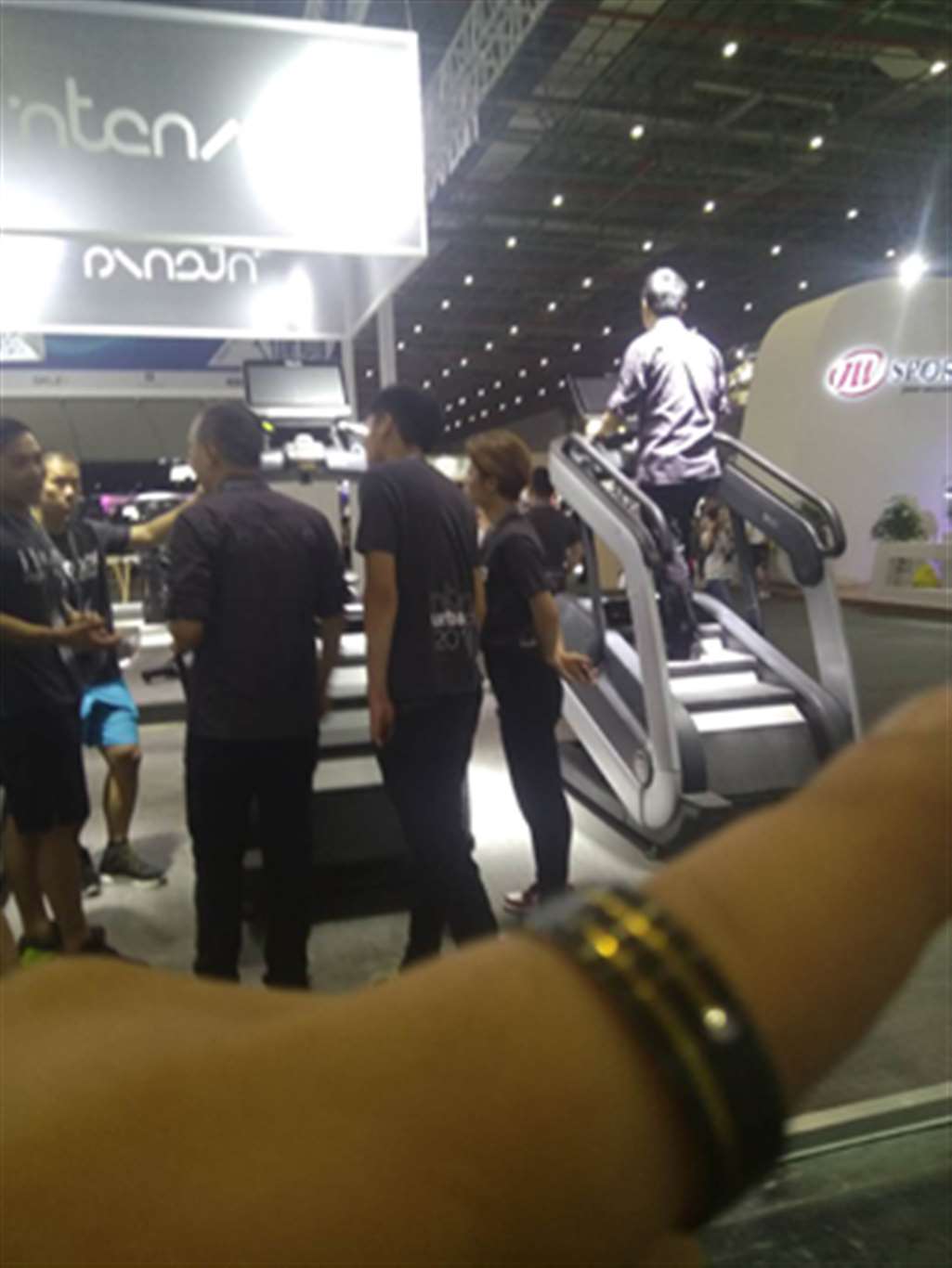 图片[3]-【咔喳赛贴】有文静一面-流行馆