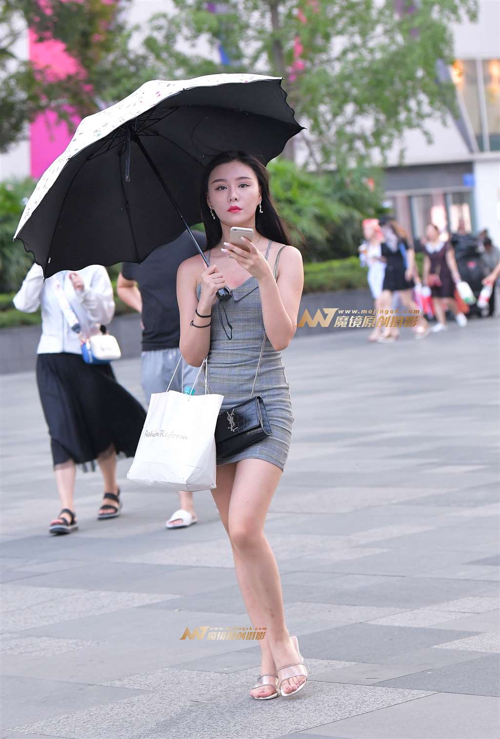 图片[4]-【街拍之魂赛帖】美貌与气质并存-流行馆