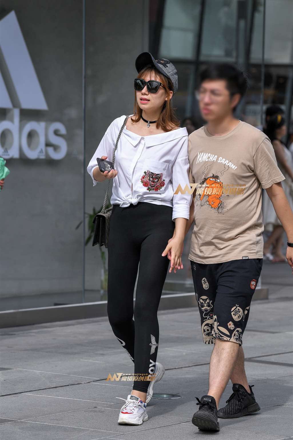 图片[4]-【久久赛帖】紧身黑裤戴帽美女-流行馆