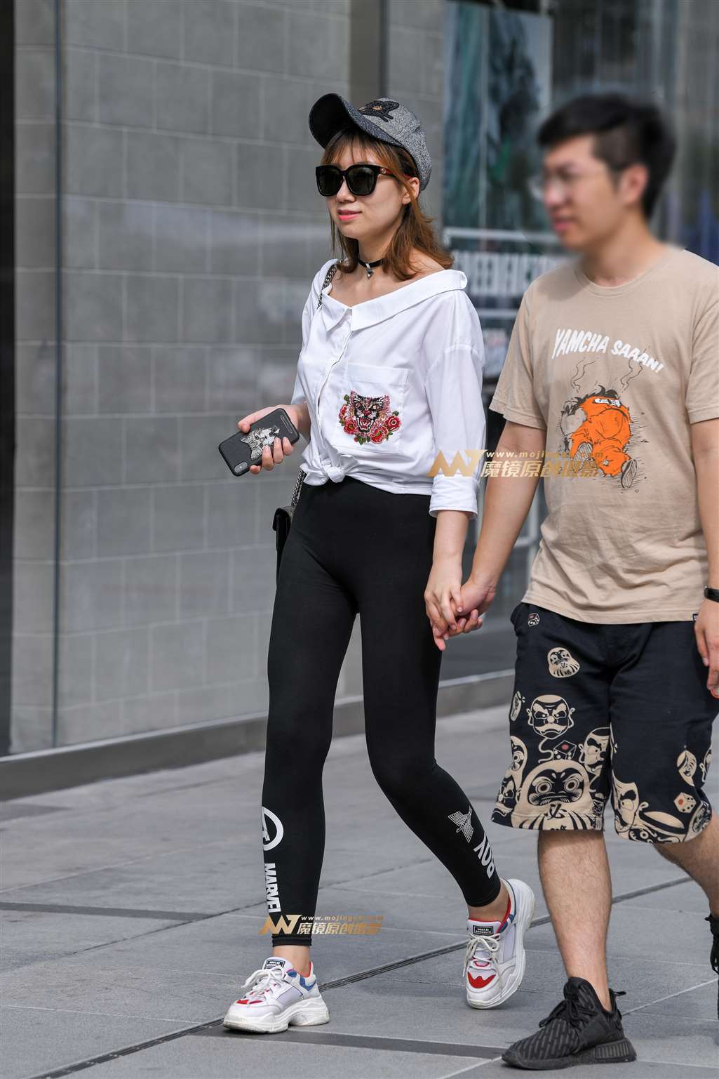 图片[5]-【久久赛帖】紧身黑裤戴帽美女-流行馆