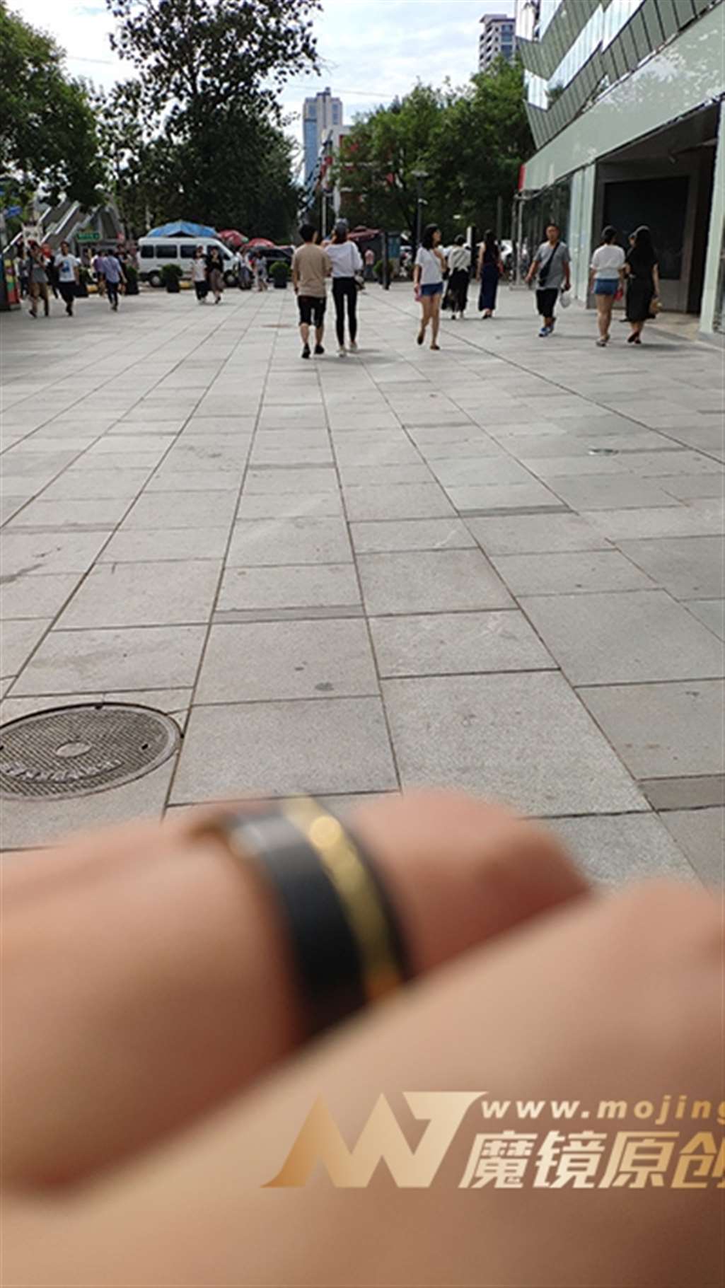 图片[3]-【久久赛帖】紧身黑裤戴帽美女-流行馆