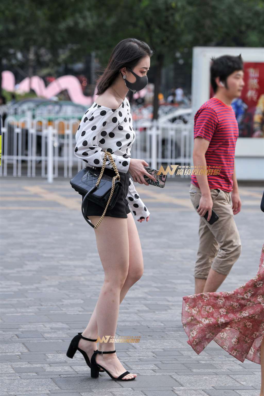 图片[5]-【久久赛帖】高跟鞋短裤翘臀美女-流行馆