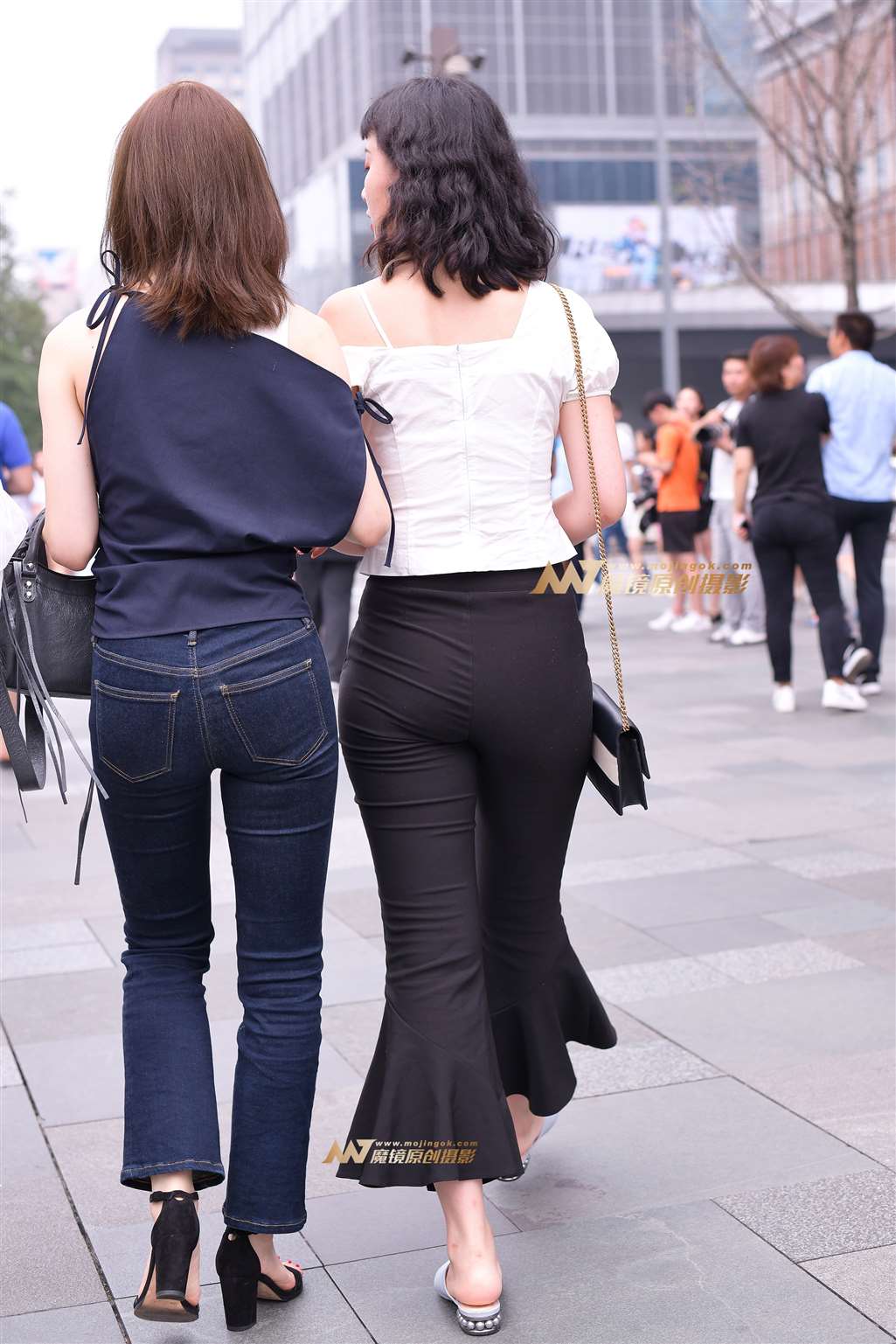 图片[5]-【街拍之魂赛帖】甜美长相紧致好身材-流行馆