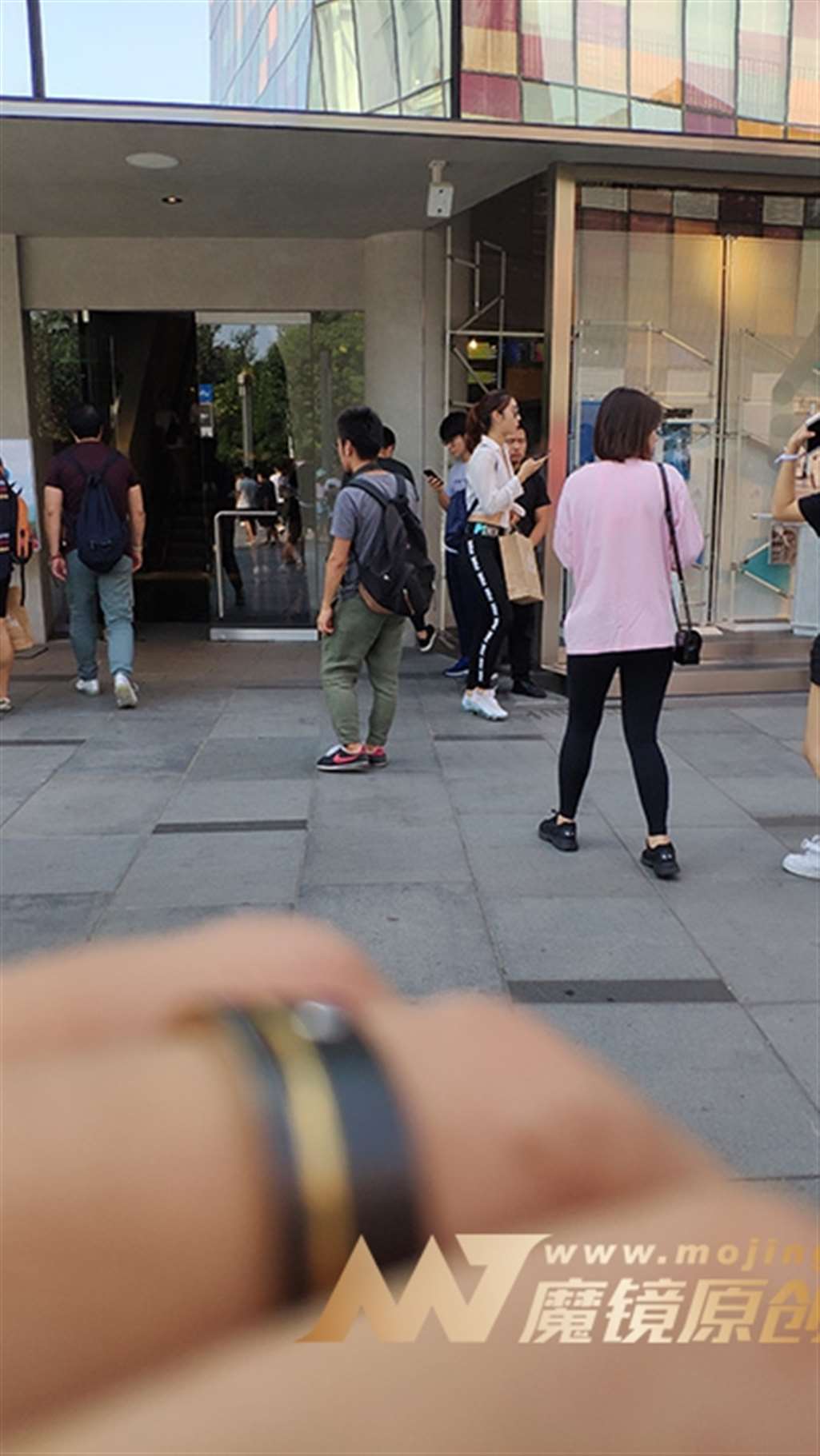 图片[3]-【久久赛帖】紧身运动黑裤女孩-流行馆