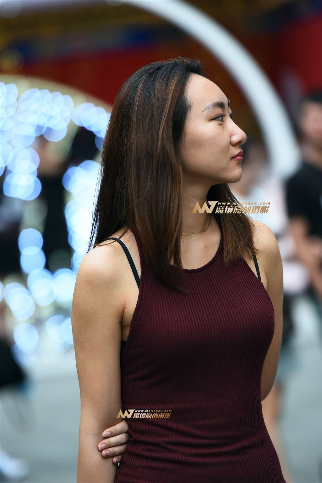 【咔喳赛贴】衫托身段的红裙-流行馆