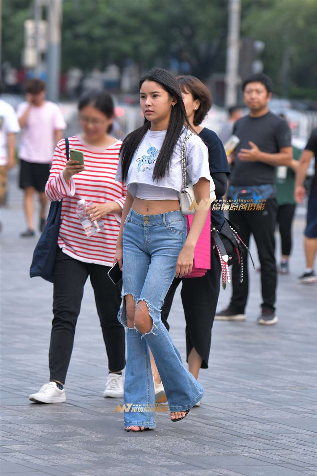 图片[4]-【红石赛帖】高挑漂亮牛仔裤美女-流行馆
