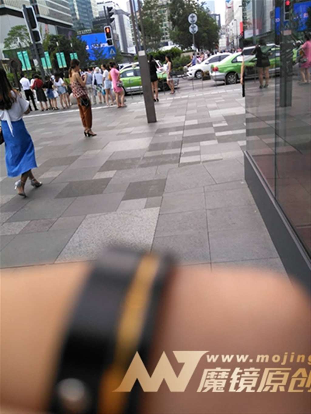 图片[3]-【街拍之魂赛帖】少妇之成熟的丰韵2-流行馆