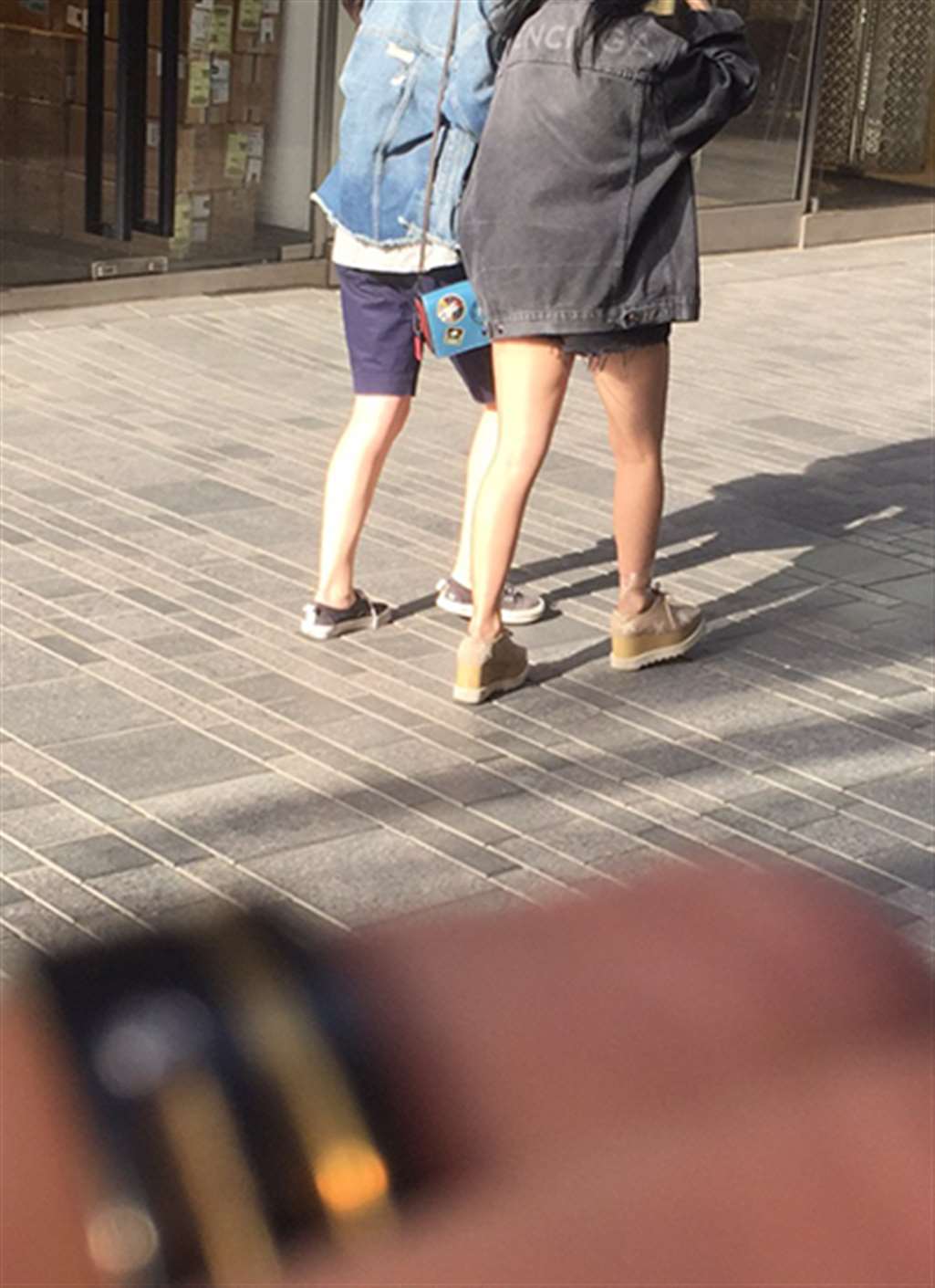 图片[3]-【红石赛帖】黑色热裤美女-流行馆