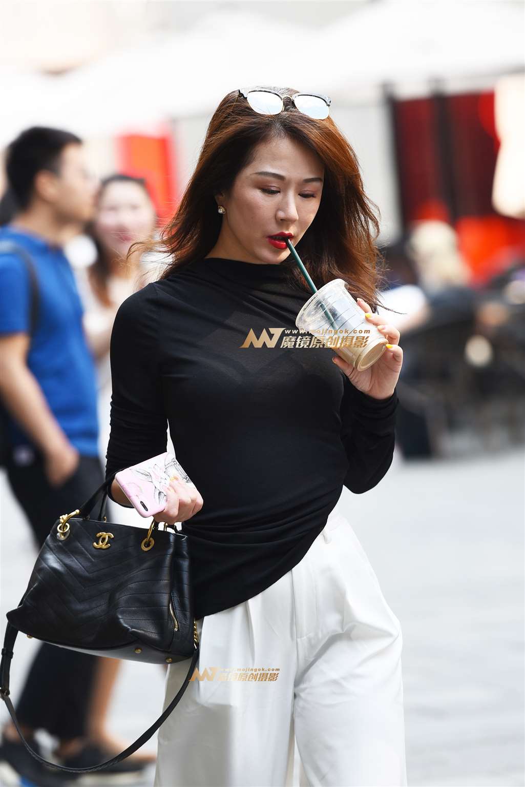 图片[2]-【咔喳赛贴】白裤少妇-流行馆