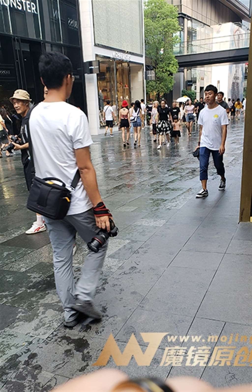 图片[3]-【凯恩赛贴】乐开怀的短裙美女-流行馆