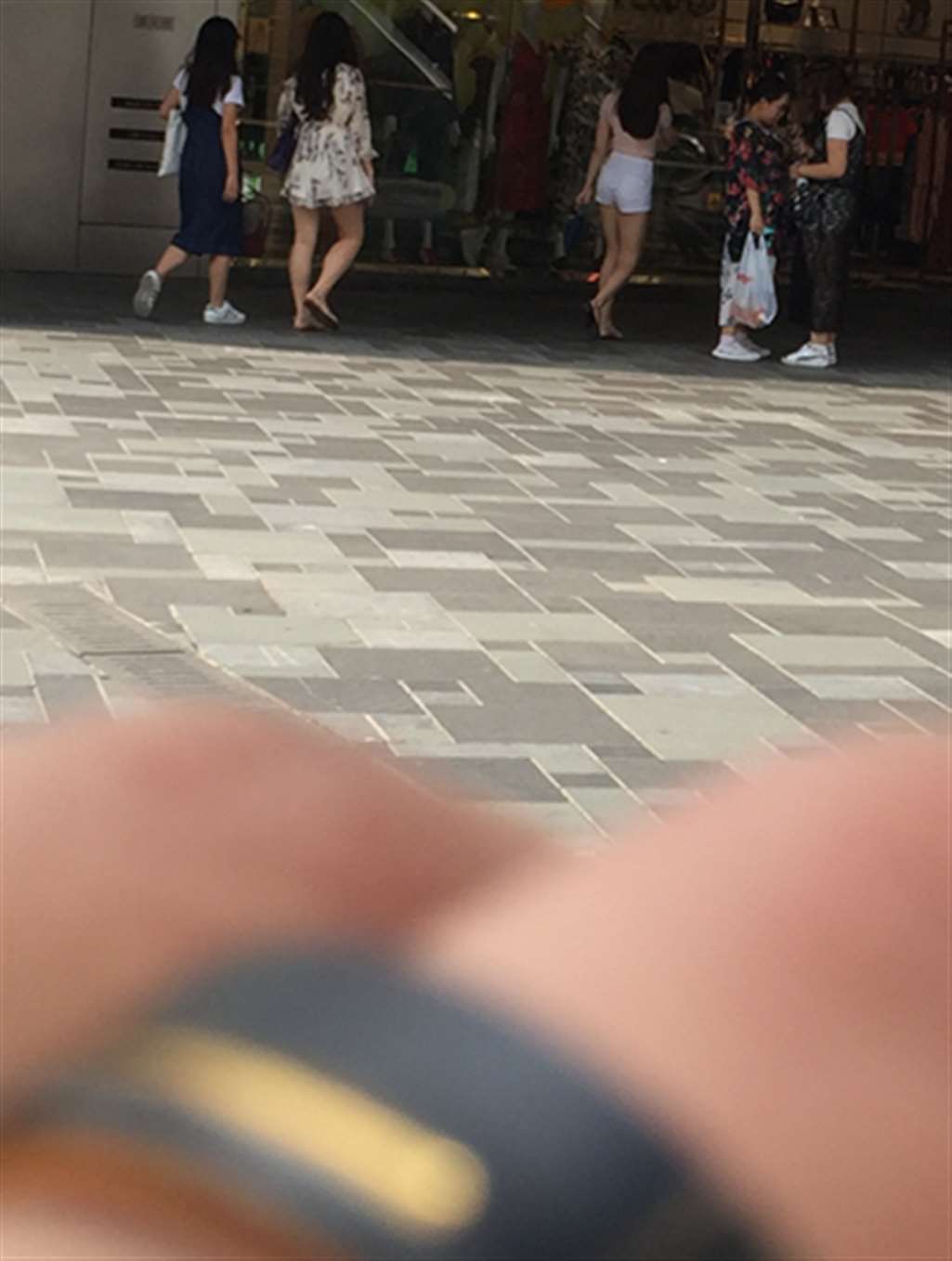图片[3]-【红石赛帖】性感白色热裤美女-流行馆
