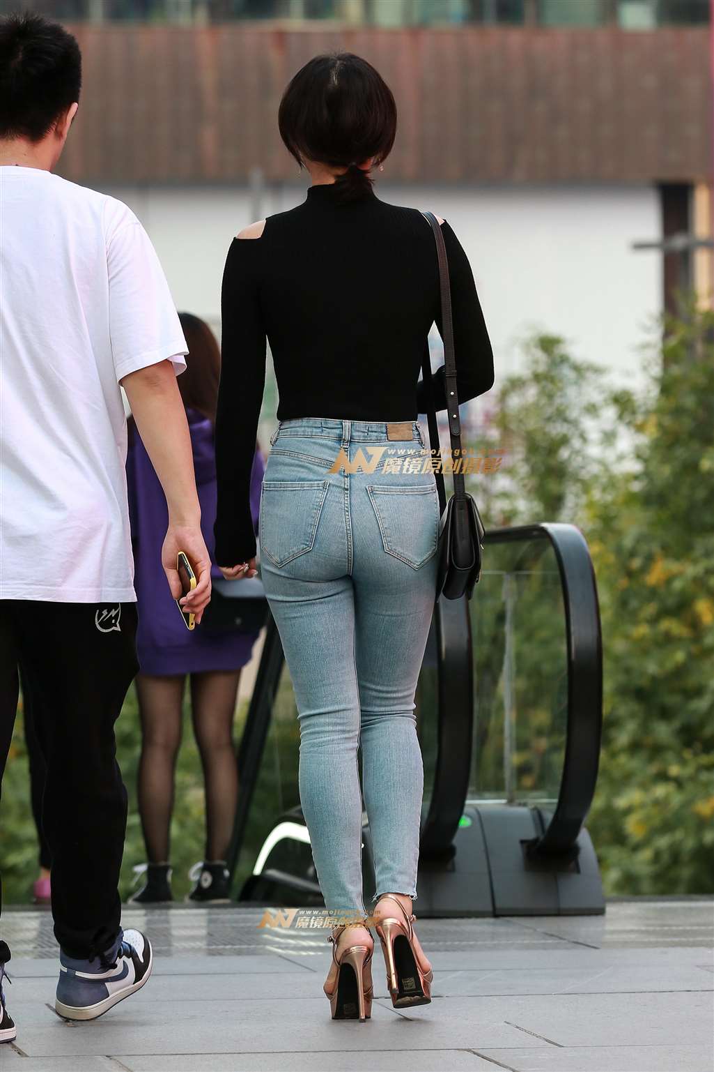 【小默赛帖】第1318篇人美，身材更无敌-流行馆