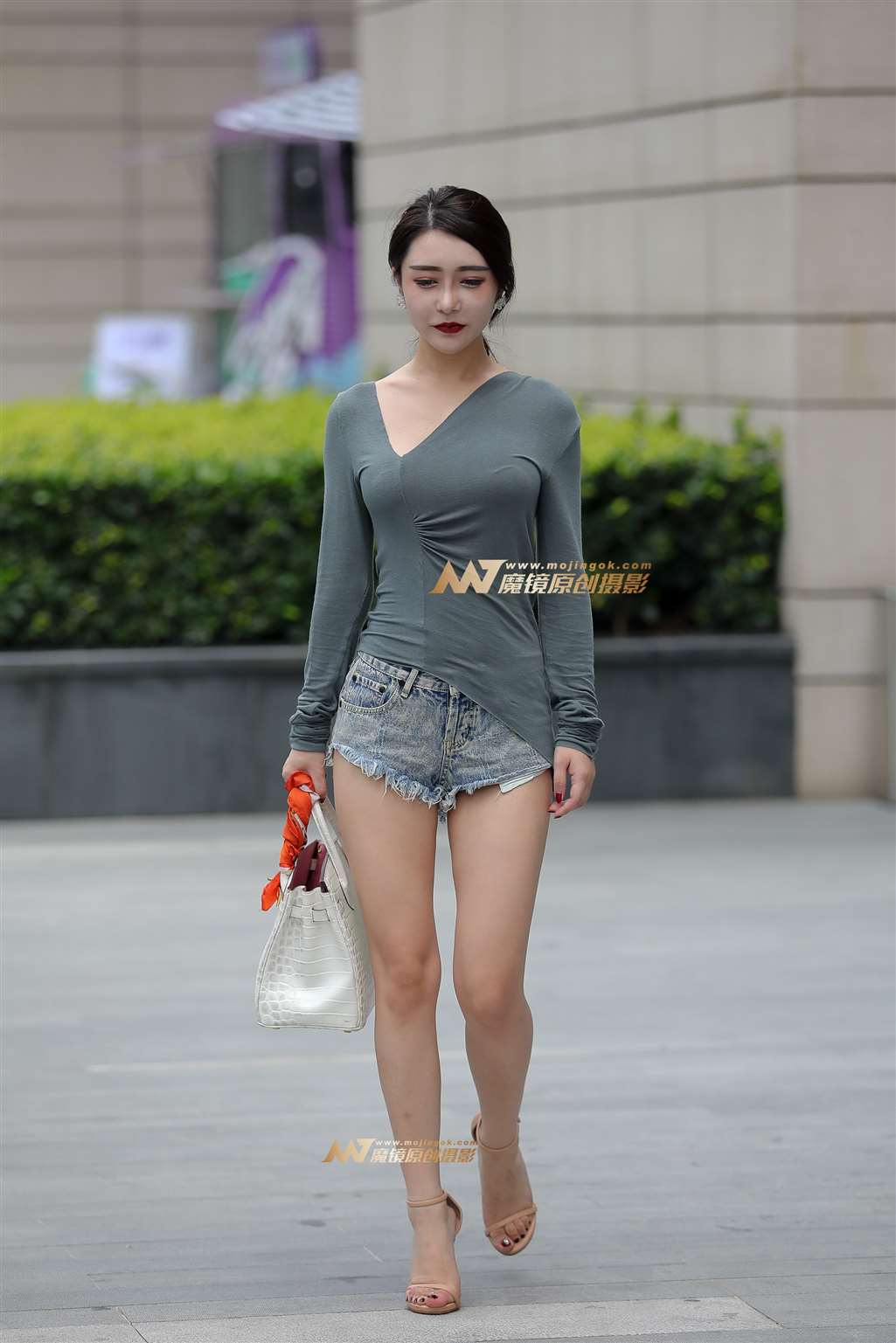 【凯恩赛贴】热裤 雪白长腿-流行馆