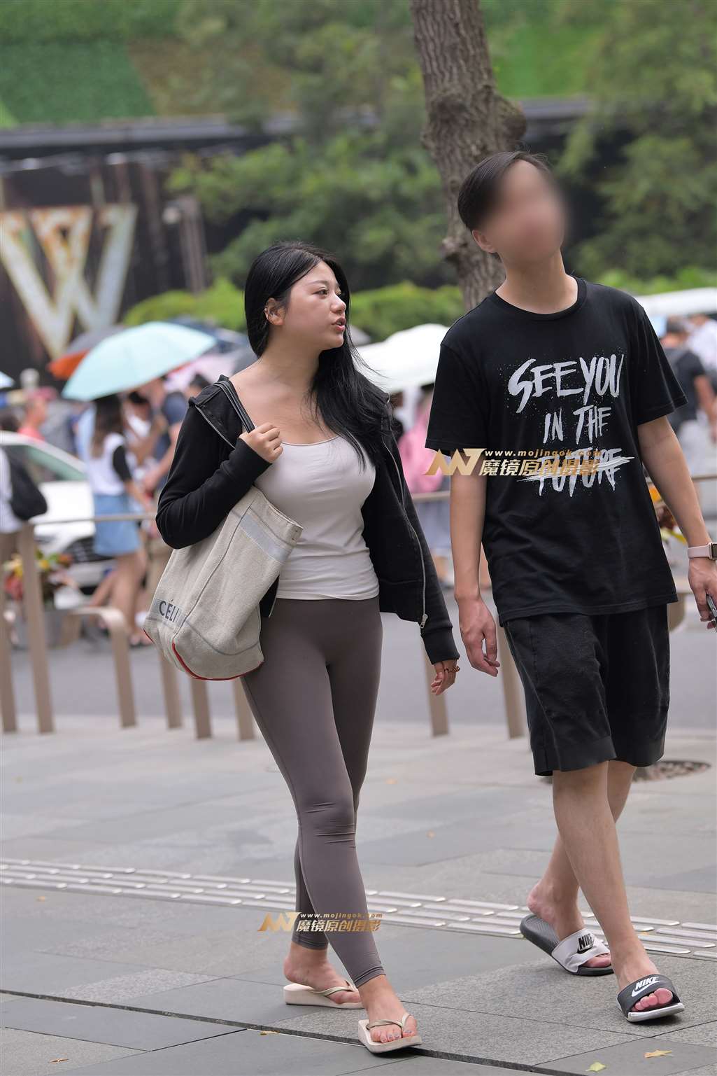 图片[5]-【街拍之魂赛帖】雨中的紧身裤-流行馆