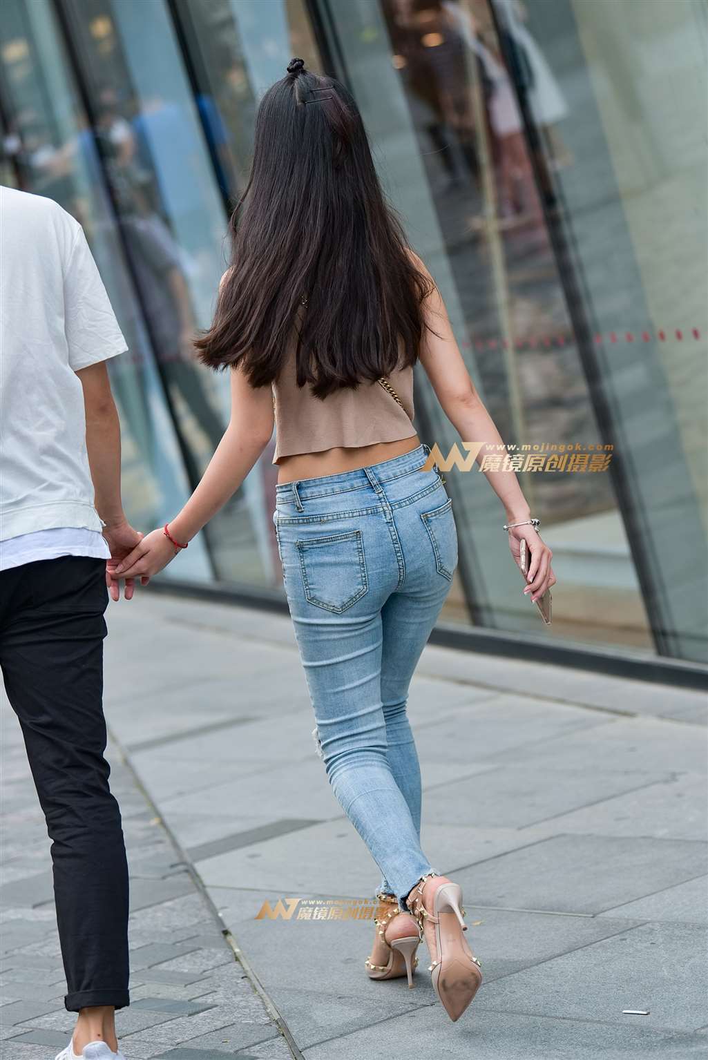 图片[5]-精致甜美的破洞紧牛小女人-流行馆