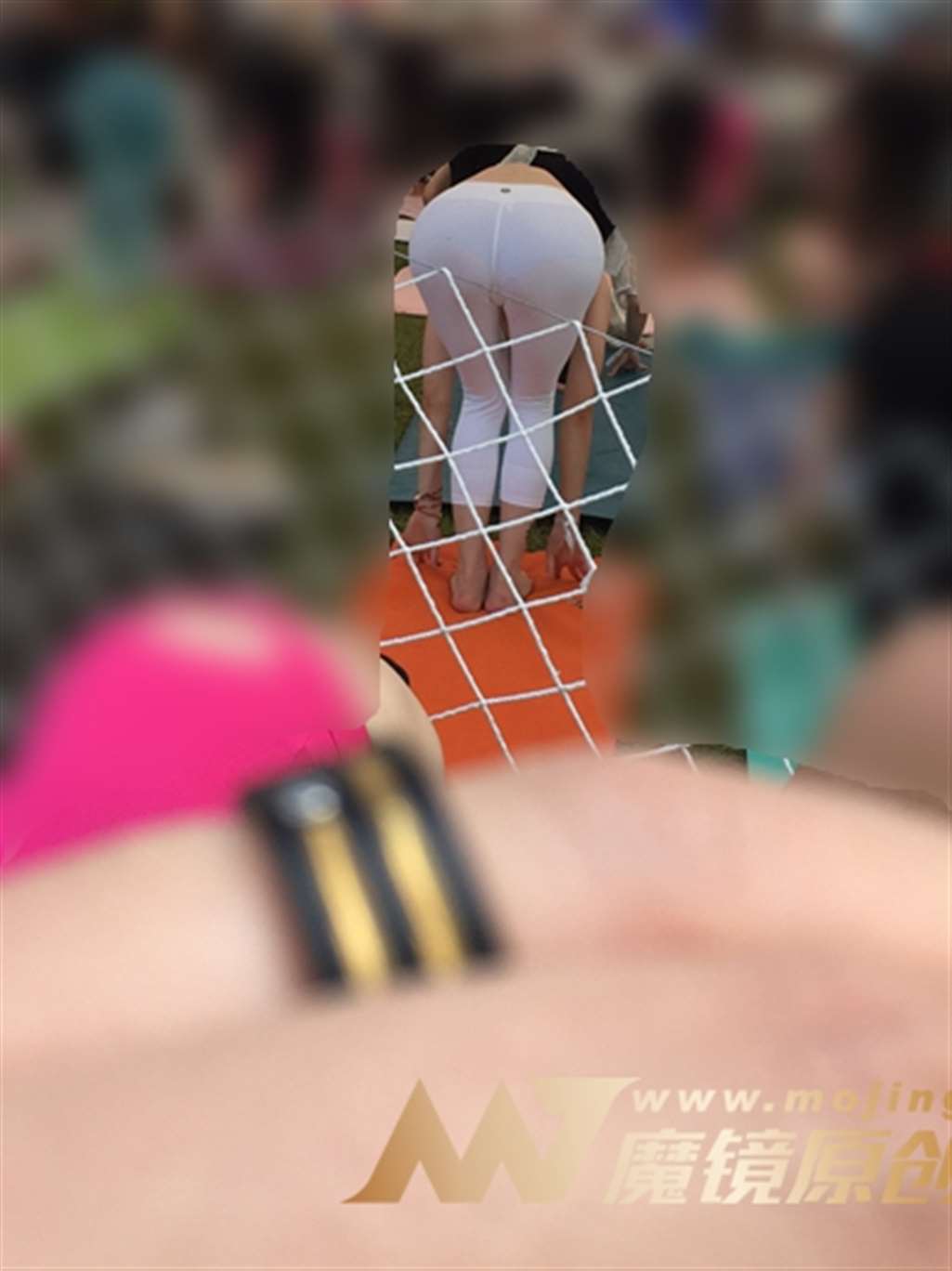 图片[3]-【神摄手赛帖】淡蓝运动背心，白色健身裤-流行馆