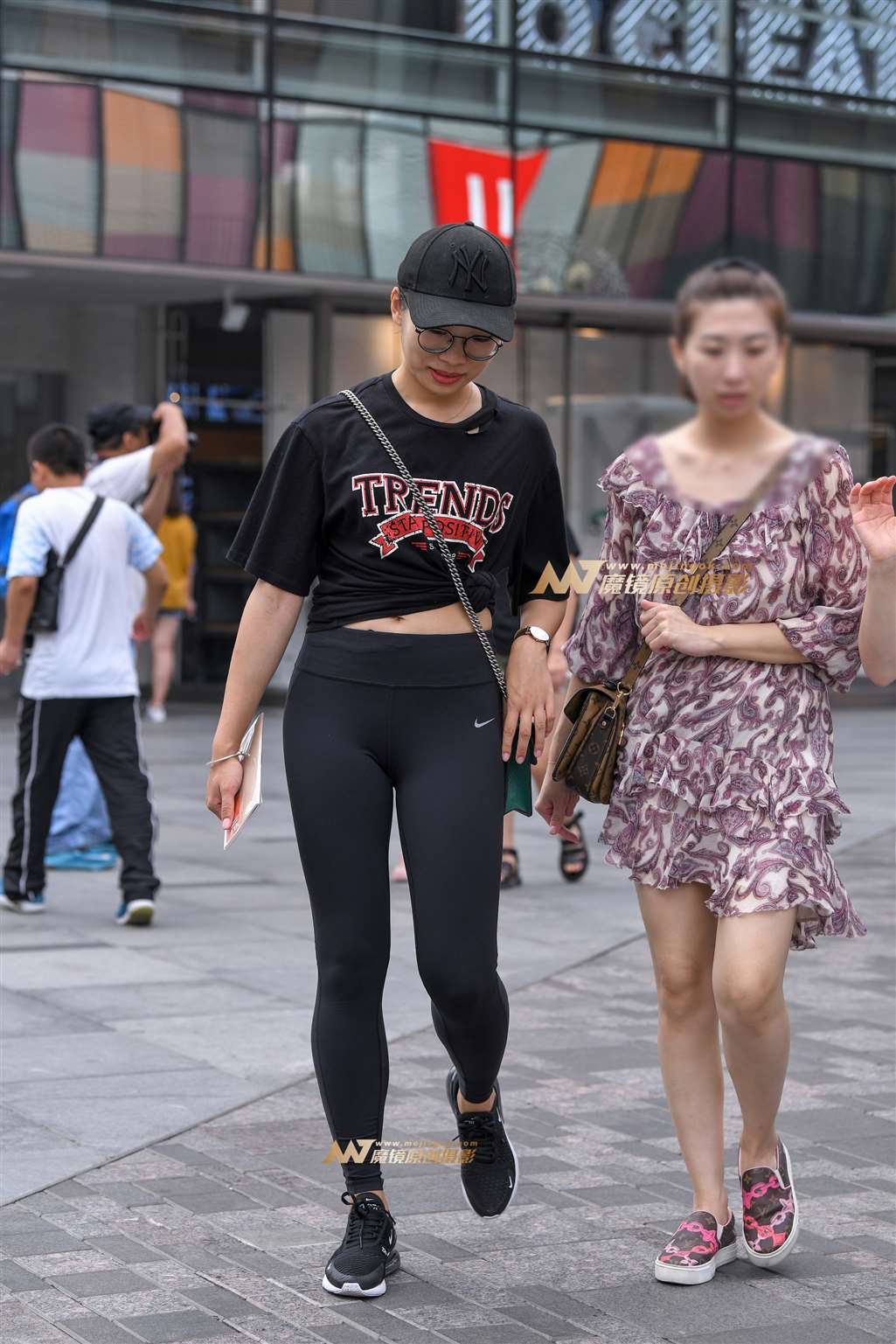 图片[5]-【久久赛帖】黑色紧身瑜伽裤少妇-流行馆