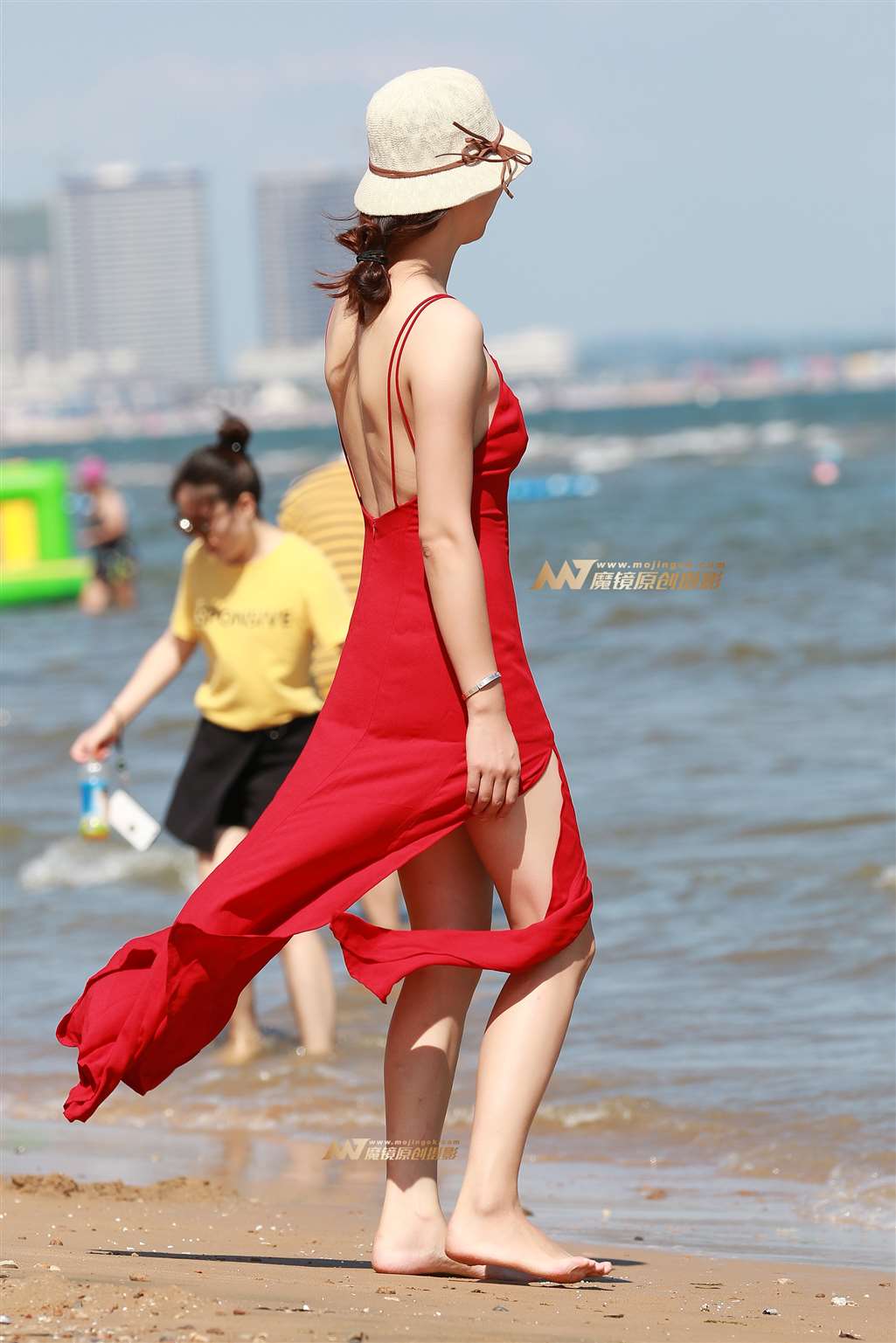 图片[4]-【小默赛帖】第1259篇风儿拂过你的红裙-流行馆