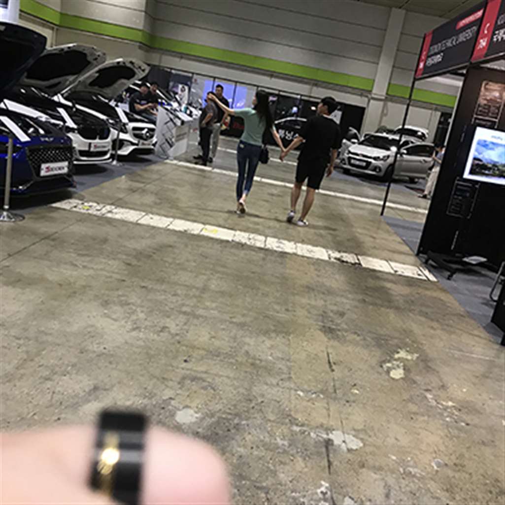 图片[3]-[辉辉赛贴-韩国改装车展]极品肤白貌美女友-流行馆