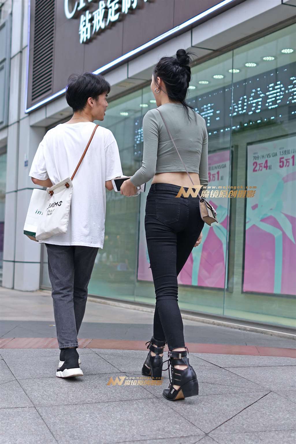 图片[2]-黑裤苗条-流行馆