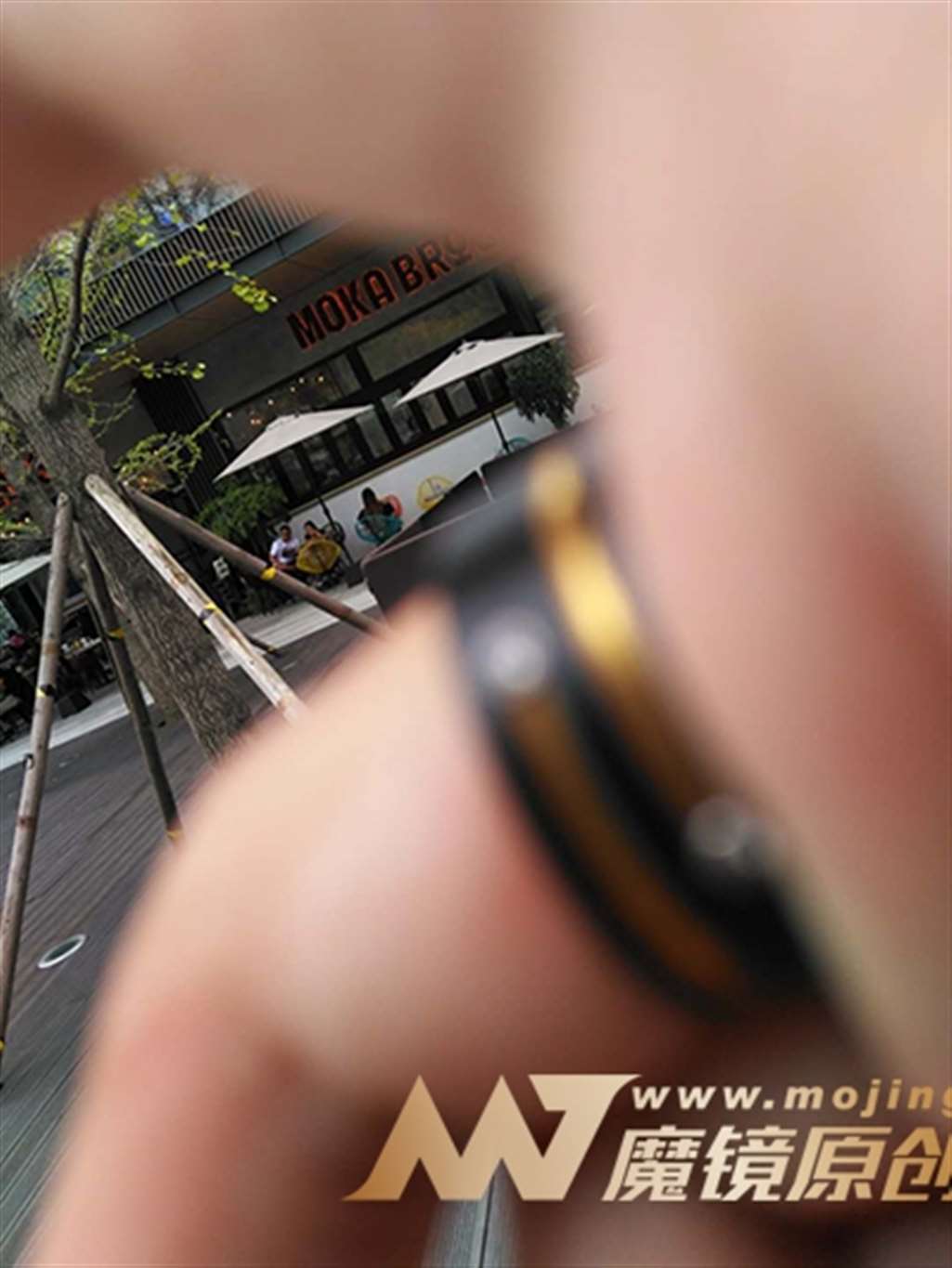 图片[3]-【街拍之魂赛帖】等车的紧身牛仔-流行馆