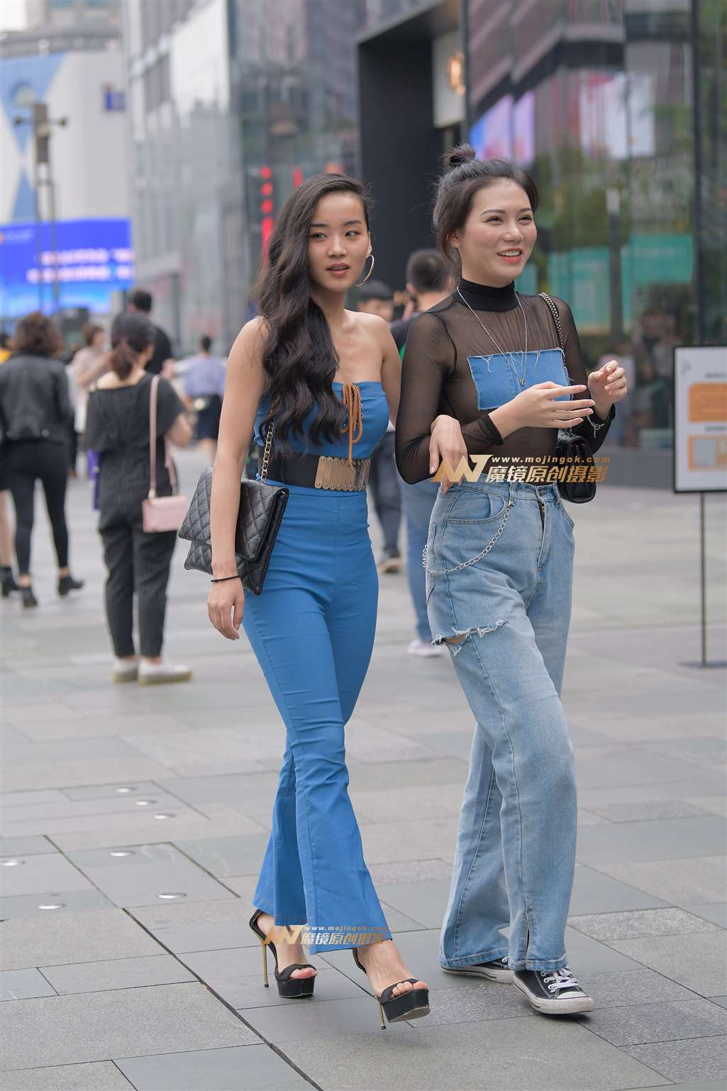 图片[4]-【街拍之魂赛帖】自带发电机的女人-街拍流行馆