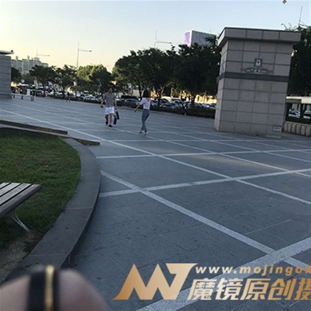 图片[3]-[辉辉赛贴]牛仔裤少妇-流行馆