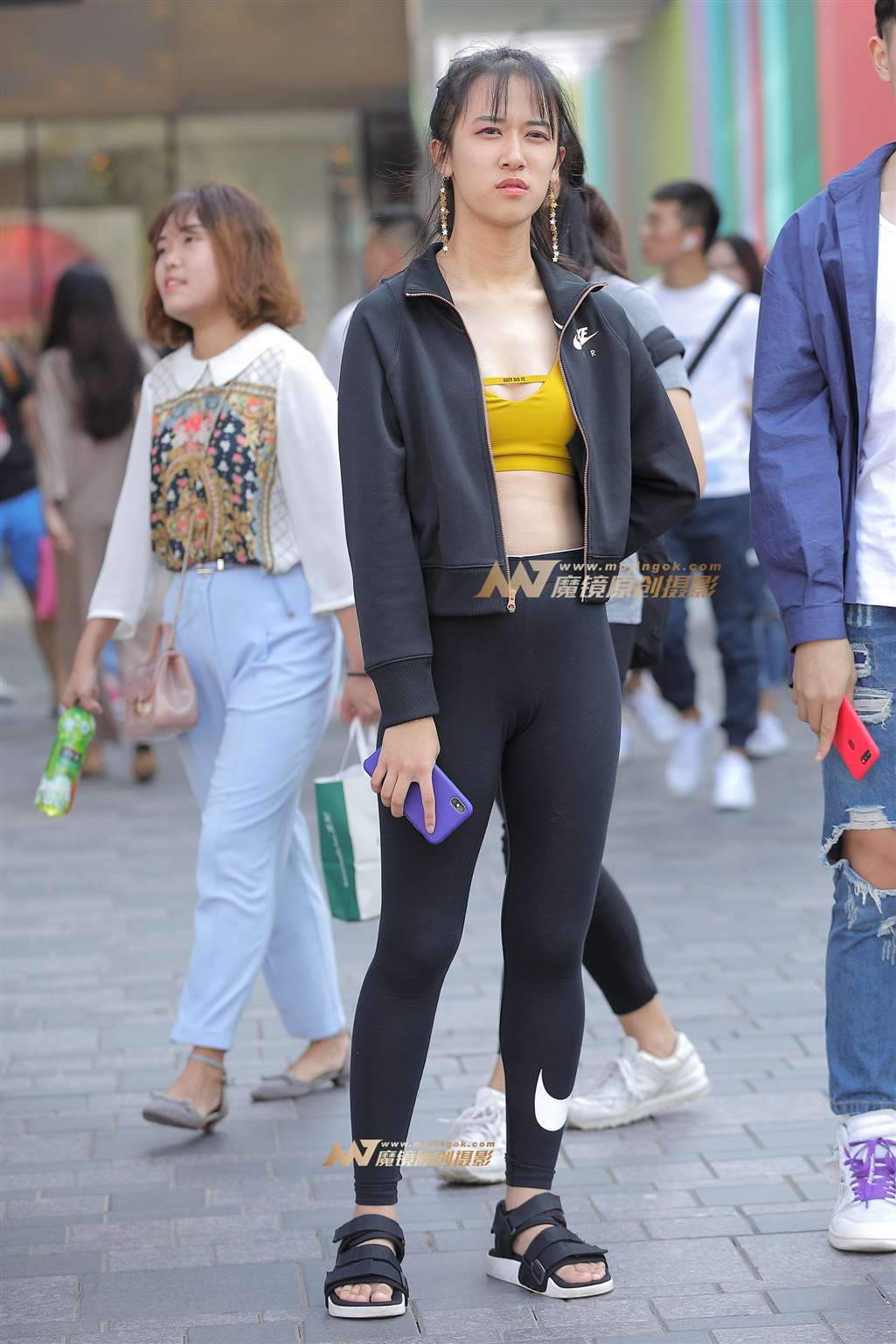 图片[5]-【视觉冲击赛贴】清纯美眉，黑色的诱惑-流行馆