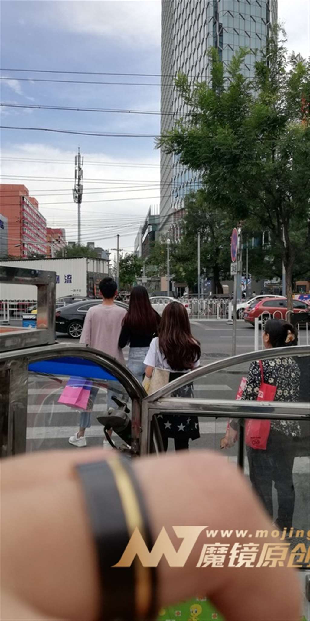 图片[3]-【视觉冲击赛贴】紧牛，翘臀，女友-流行馆