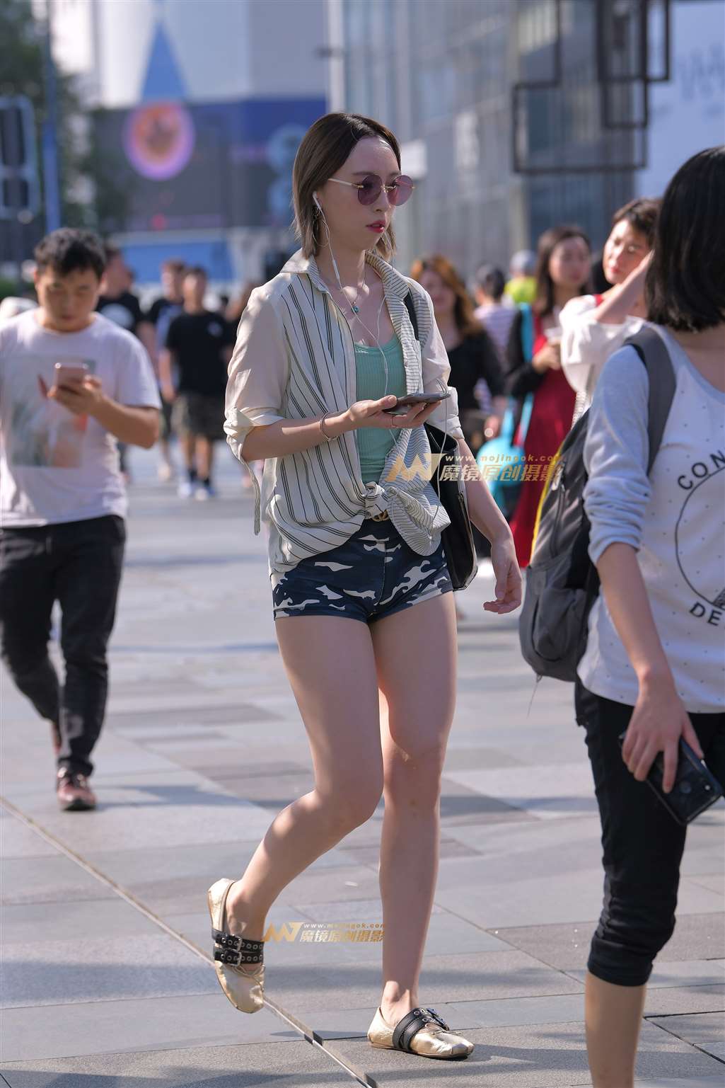 图片[5]-【街拍之魂赛帖】紧致的小热裤-流行馆