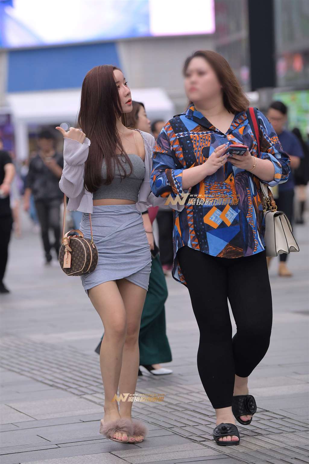 图片[4]-【街拍之魂赛帖】紫色包臀裙-流行馆
