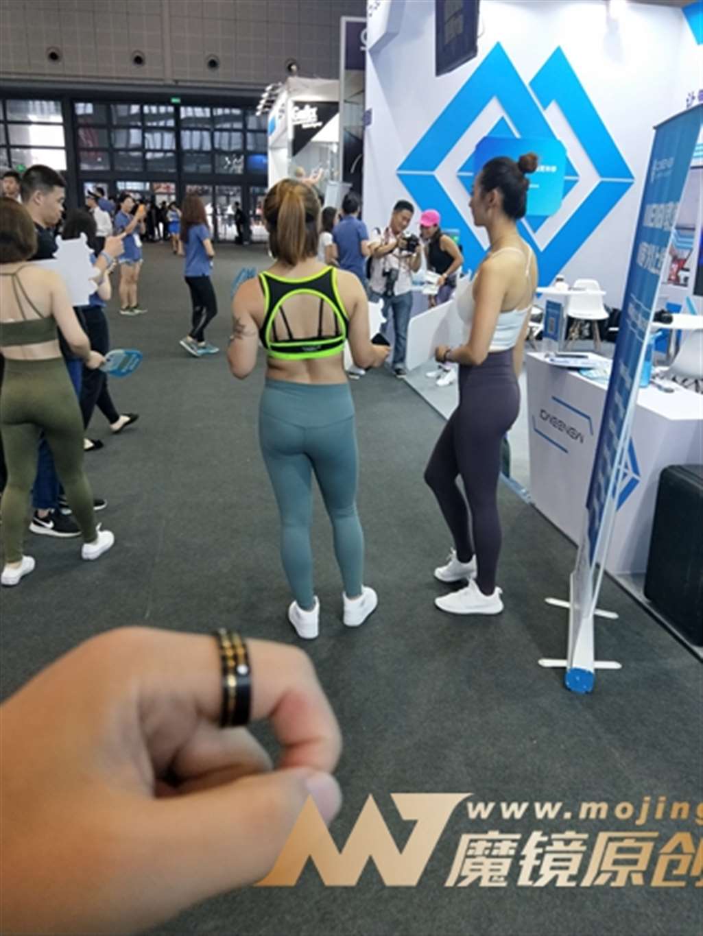 图片[3]-欧阳幽明赛帖】浅色瑜伽美女-流行馆