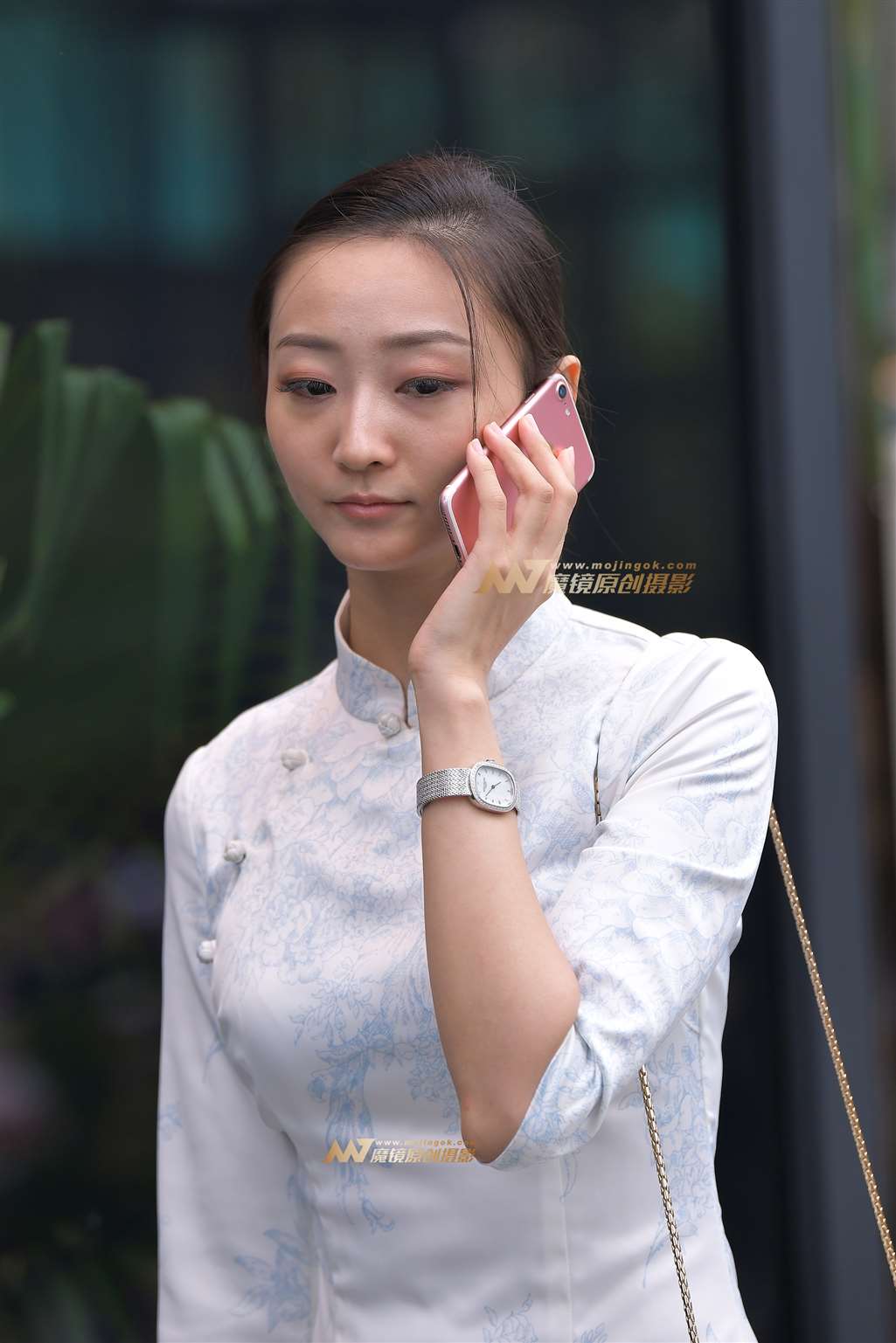 图片[2]-【街拍之魂赛帖】优雅旗袍少妇-流行馆