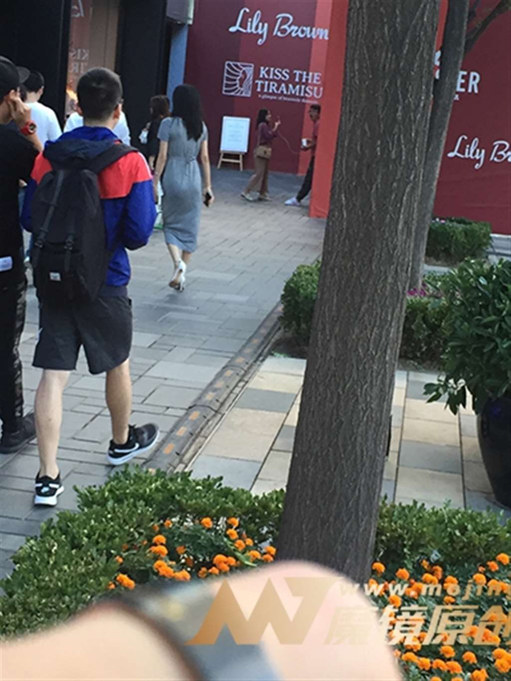 图片[3]-【红石赛帖】长裙高跟气质少妇-流行馆