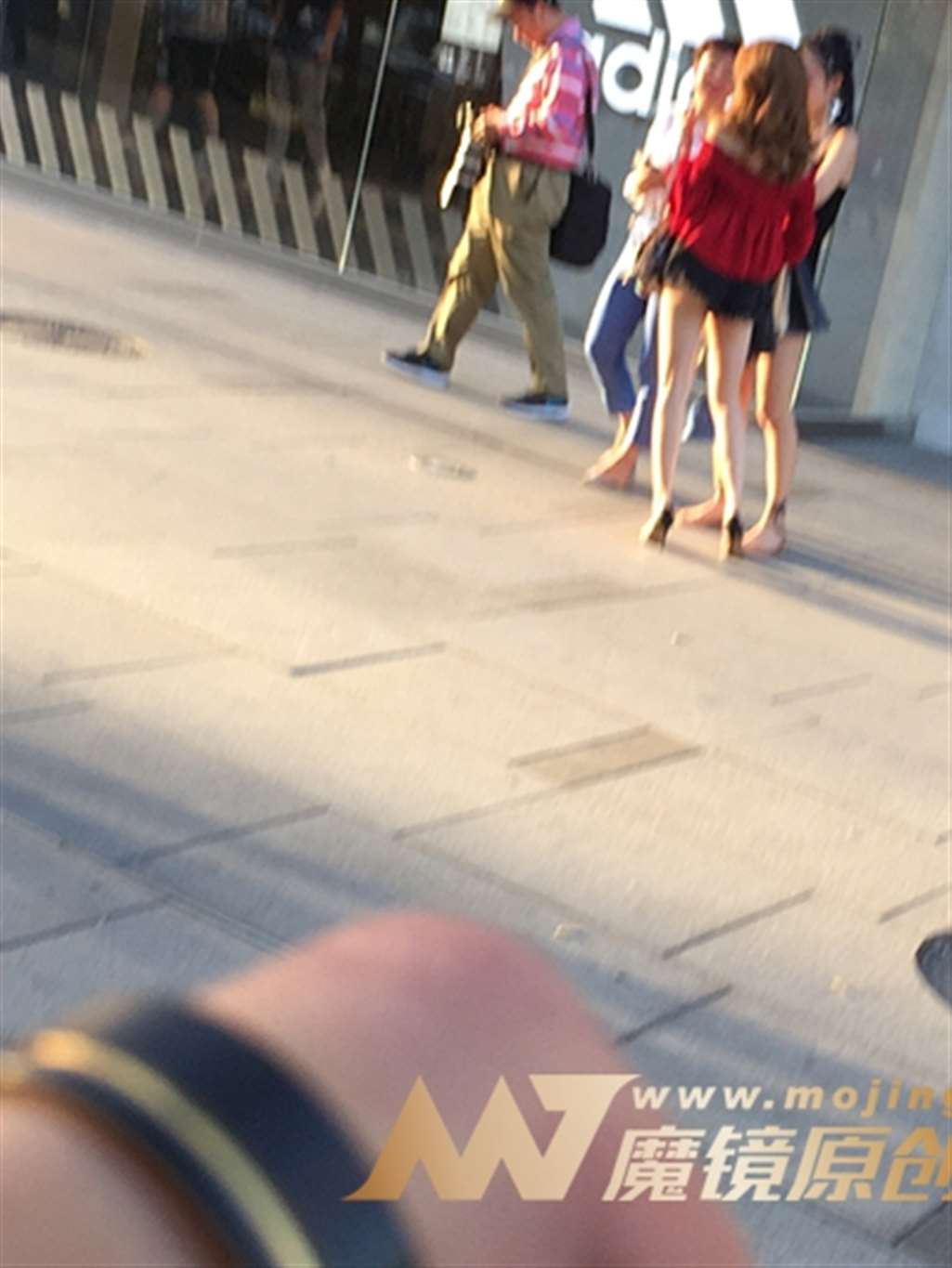 图片[3]-【红石赛帖】性感热裤高跟长腿美女-流行馆