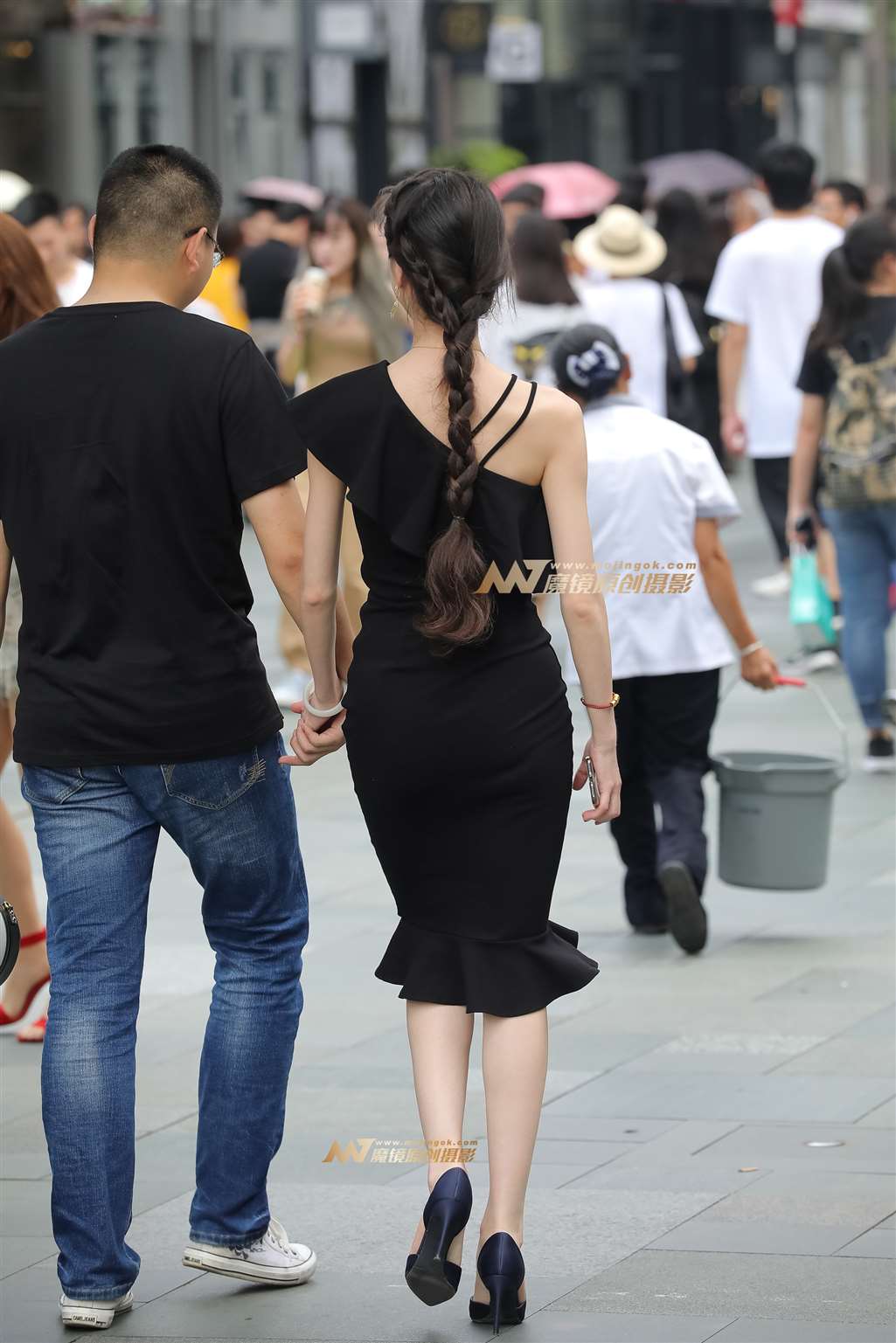 图片[2]-【凯恩赛帖】曲线玲珑的少妇-流行馆