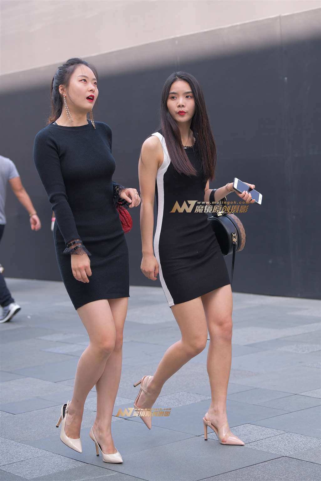 【街拍之魂赛帖】美腿双人行-流行馆