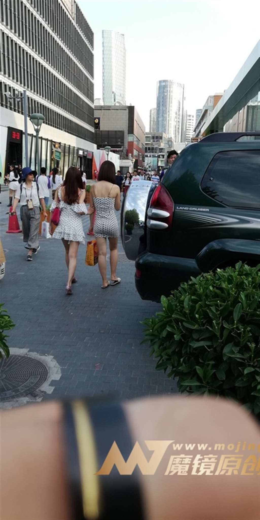 图片[3]-【视觉冲击赛贴】性感吊带包臀裙美眉-流行馆
