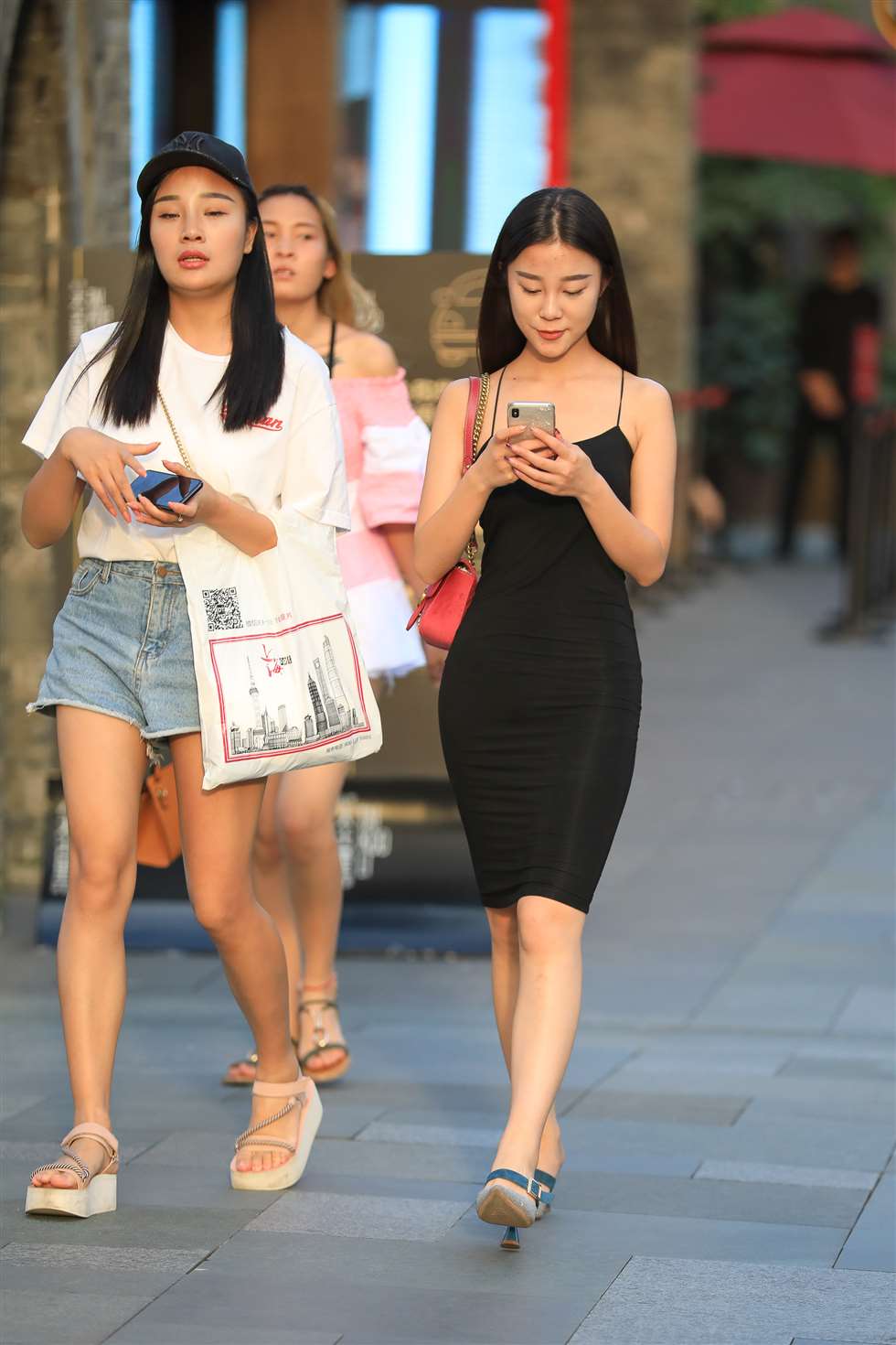 图片[4]-此背影女神，非彼背影女神，看了才知道！-街拍流行馆