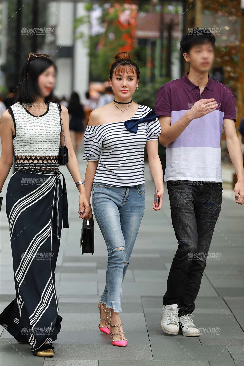 图片[1]-铅笔紧牛，细高跟**-街拍流行馆