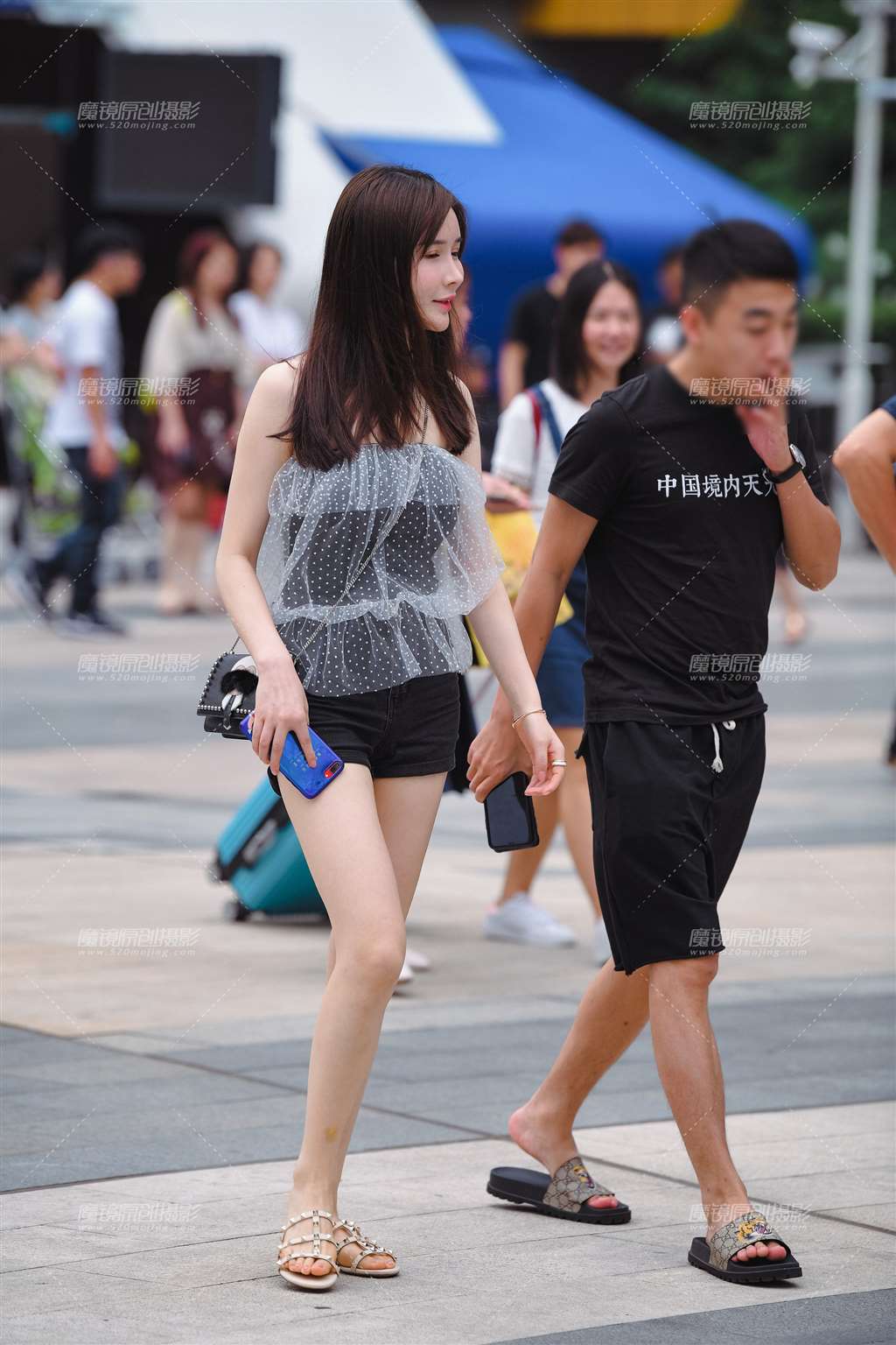 图片[4]-裹胸热裤美腿-街拍流行馆