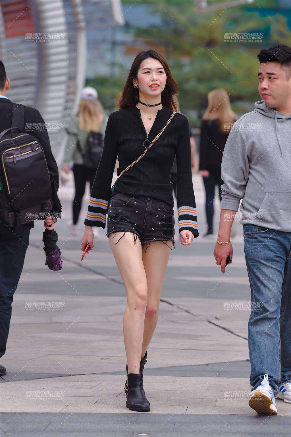 图片[3]-热裤长腿美女-街拍流行馆