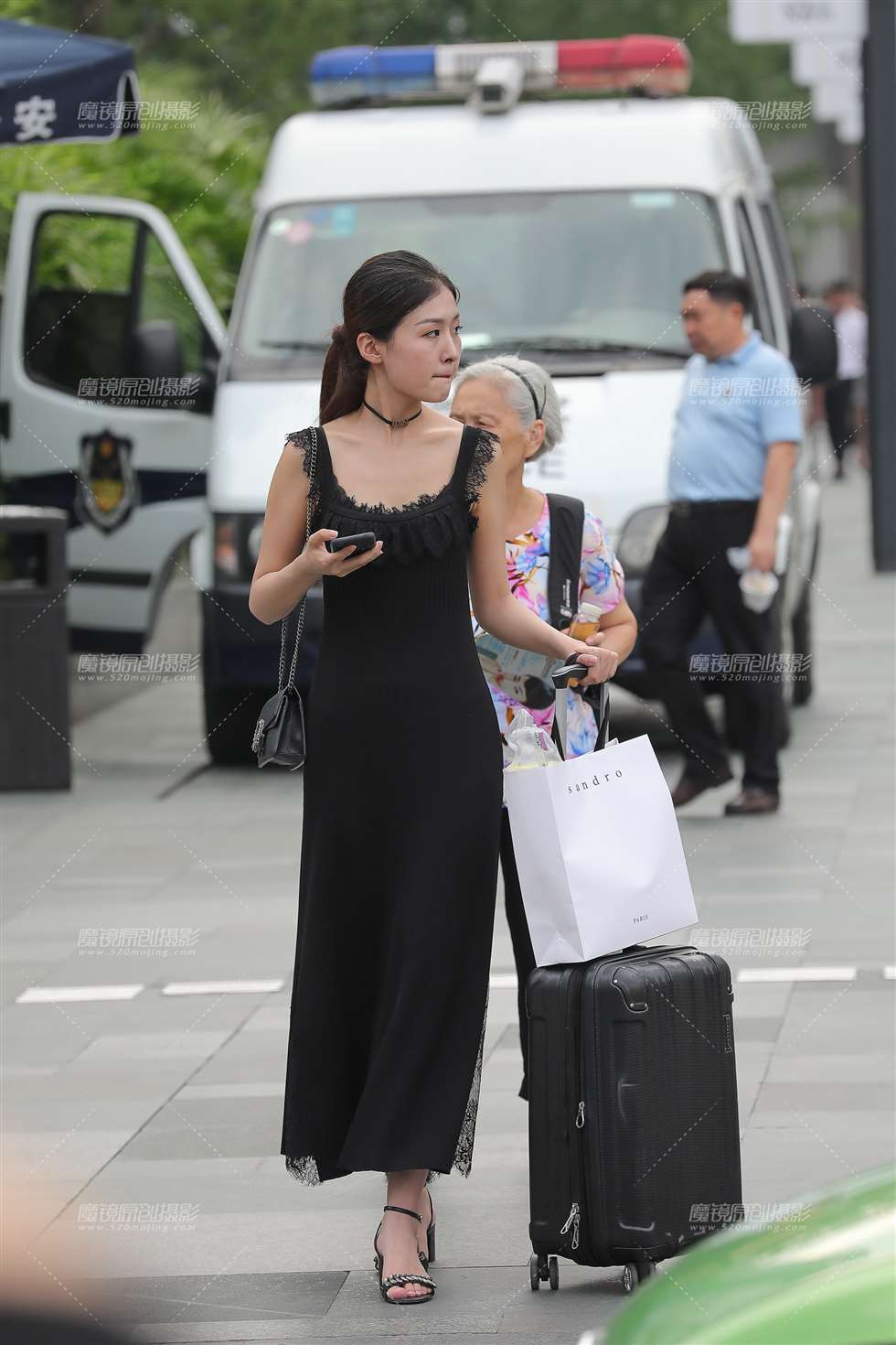 图片[1]-气质 好身材-街拍流行馆